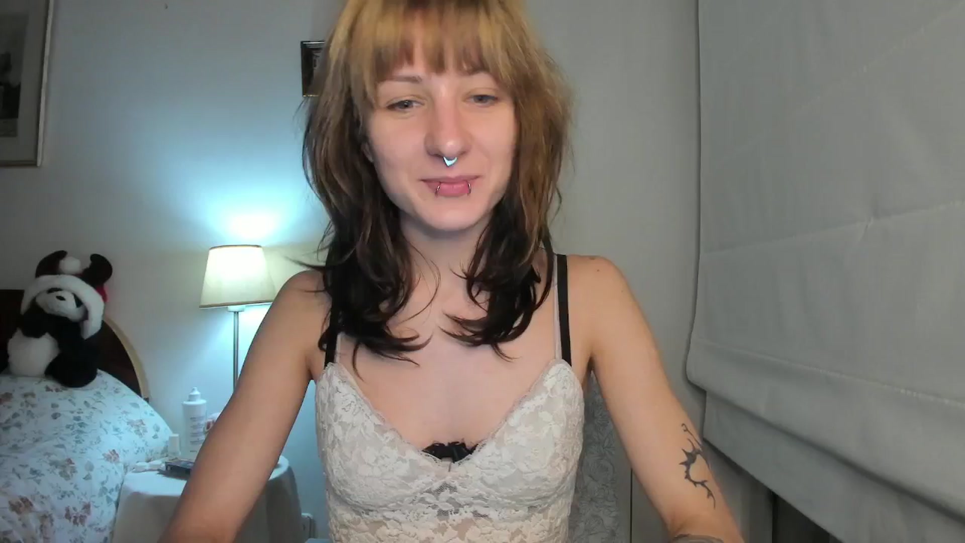 Gallery image thumbnail from Black_Aranya's myfreecams stream on, 12/24/2025, 20:35 image 4 of 20