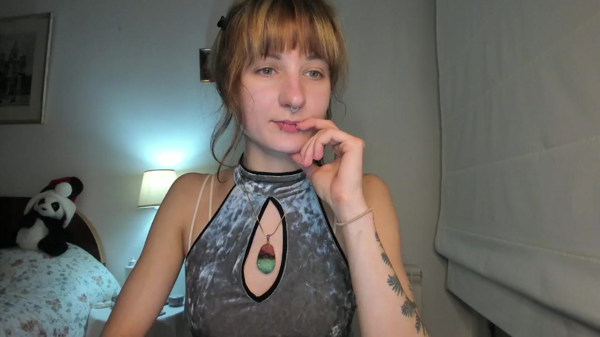 Gallery image thumbnail from Black_Aranya's myfreecams stream on, 12/25/2025, 18:46 image 16 of 20