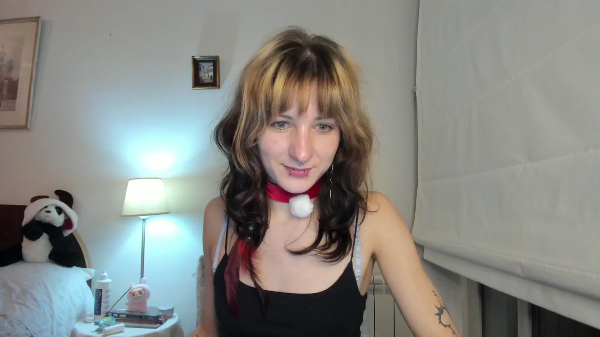 Gallery image thumbnail from Black_Aranya's myfreecams stream on, 12/29/2025, 19:09 image 13 of 20