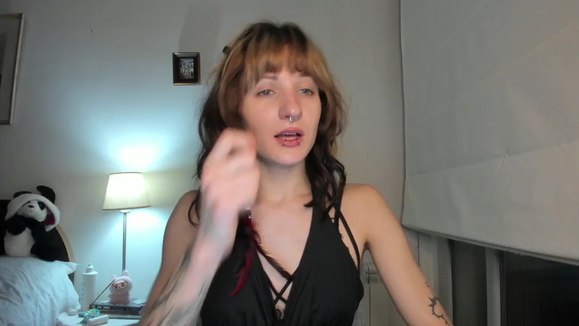 Gallery image thumbnail from Black_Aranya's myfreecams stream on, 12/30/2025, 20:29 image 9 of 20