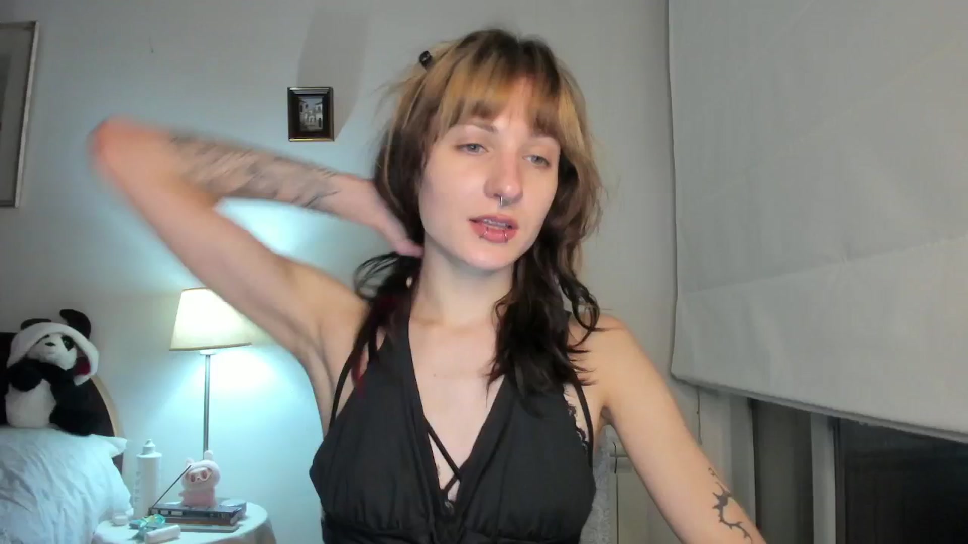 Gallery image thumbnail from Black_Aranya's myfreecams stream on, 12/30/2025, 20:29 image 2 of 20