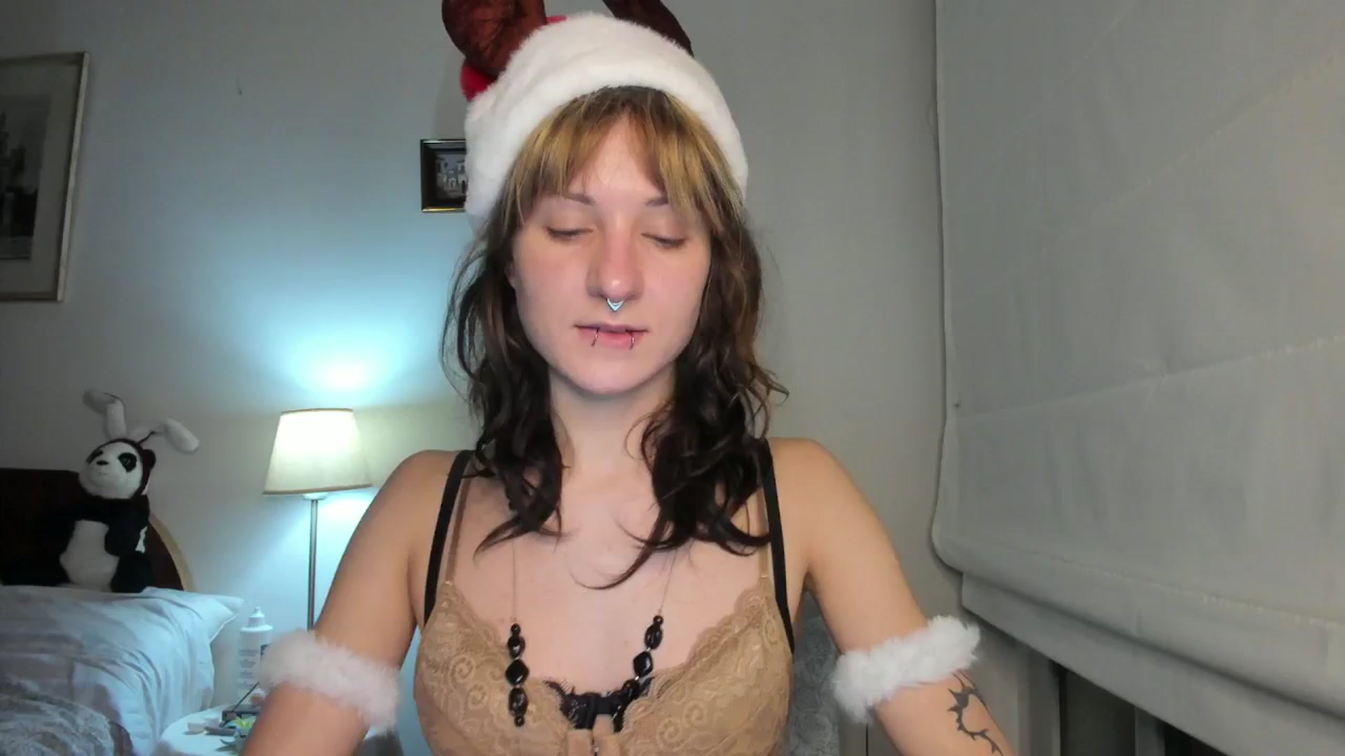 Gallery image thumbnail from Black_Aranya's myfreecams stream on, 01/02/2026, 18:37 image 18 of 20