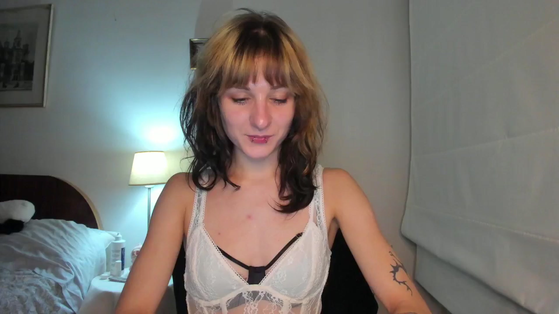 Gallery image thumbnail from Black_Aranya's myfreecams stream on, 01/04/2026, 19:28 image 18 of 20