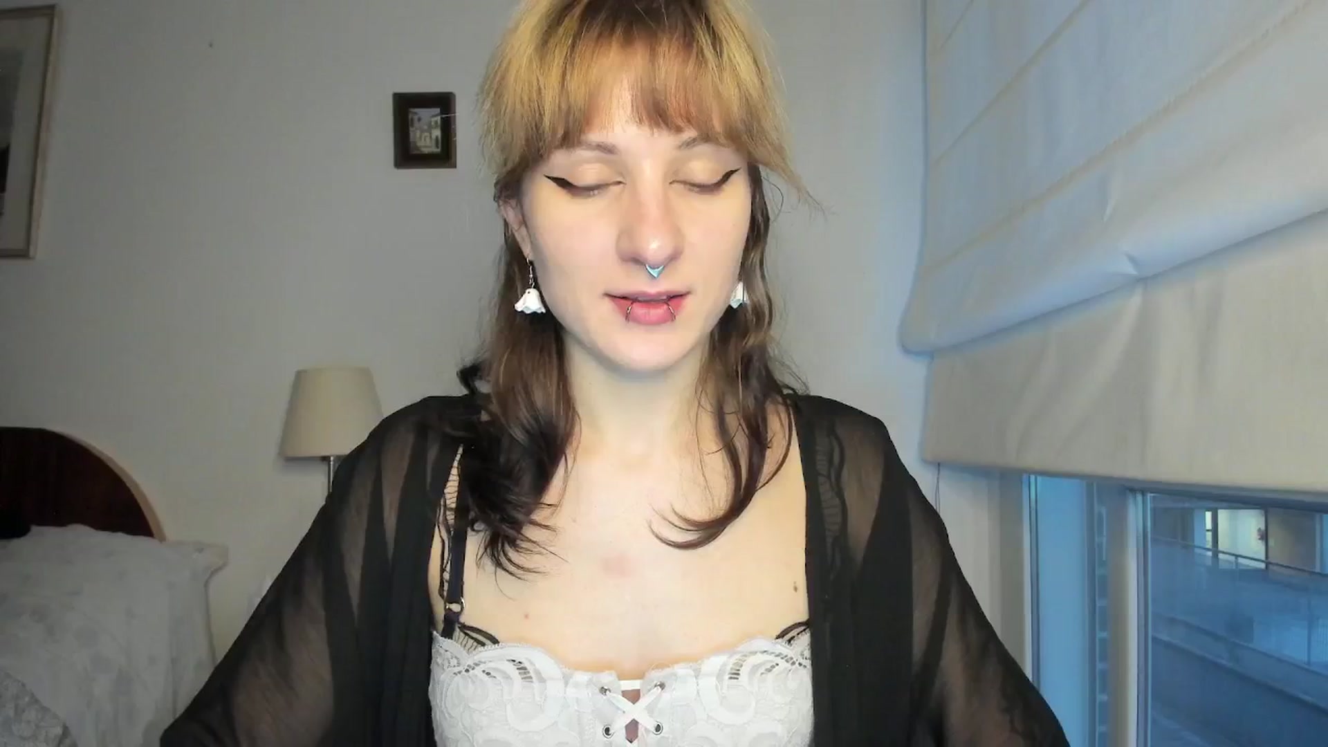 Gallery image thumbnail from Black_Aranya's myfreecams stream on, 01/05/2026, 18:23 image 2 of 20