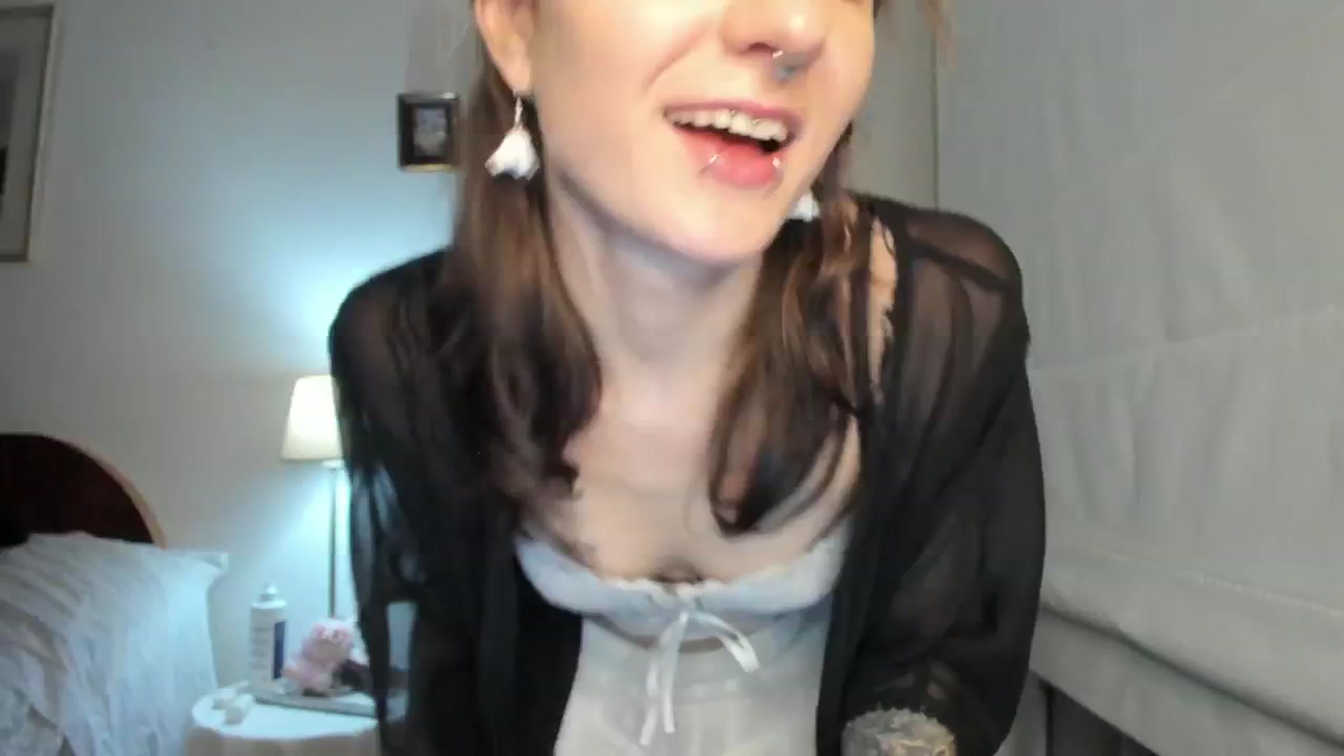 Gallery image thumbnail from Black_Aranya's myfreecams stream on, 01/05/2026, 18:23 image 11 of 20