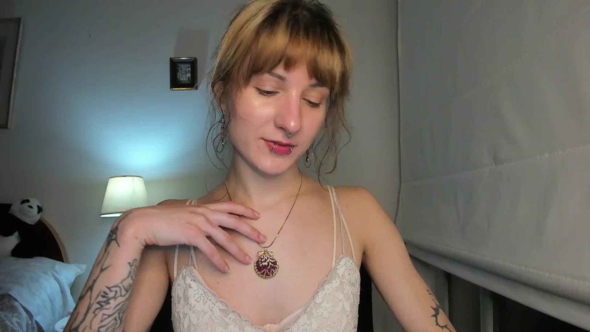 Gallery image thumbnail from Black_Aranya's myfreecams stream on, 01/08/2026, 22:44 image 4 of 20