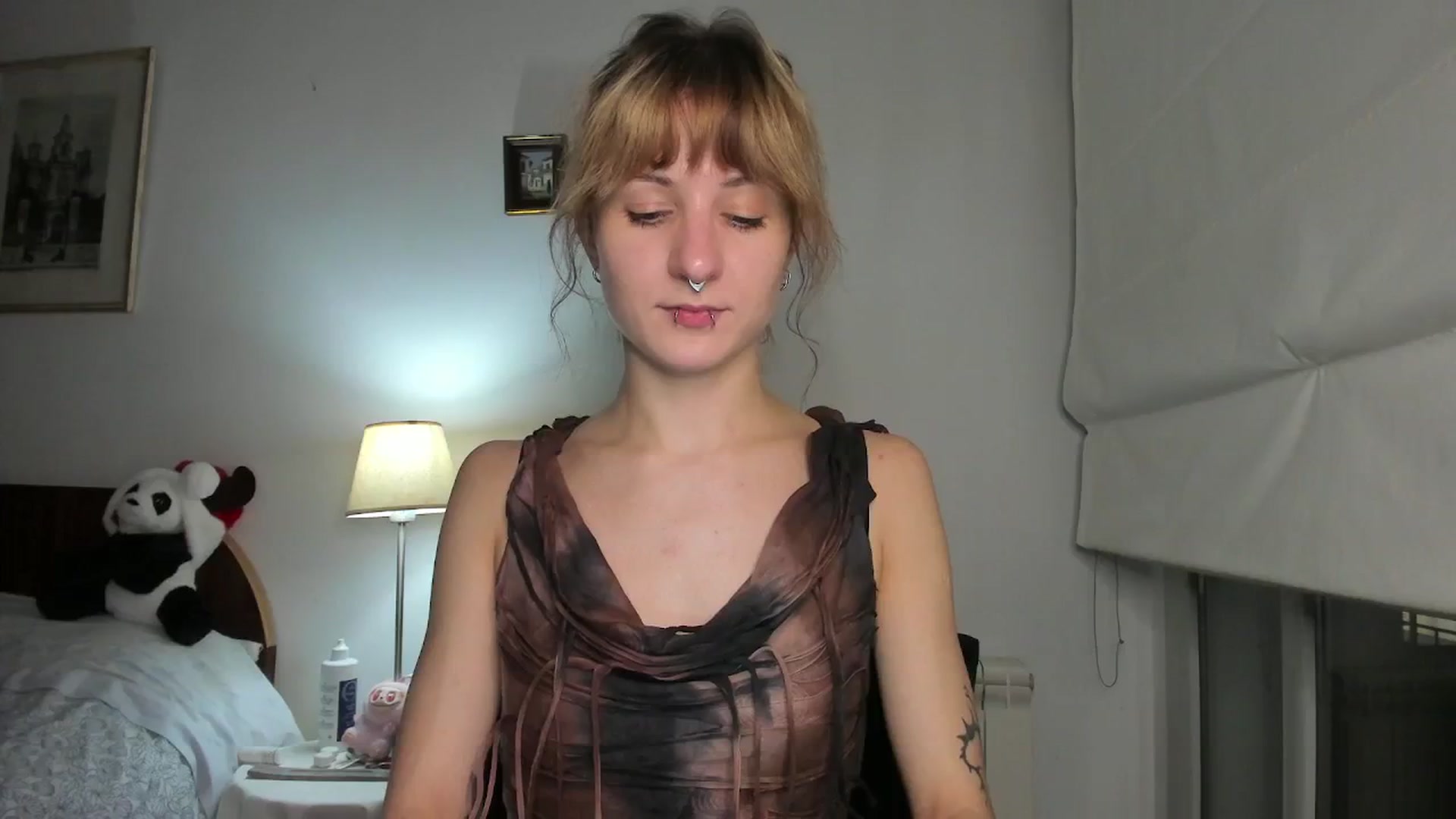 Gallery image thumbnail from Black_Aranya's myfreecams stream on, 01/12/2026, 18:51 image 12 of 20