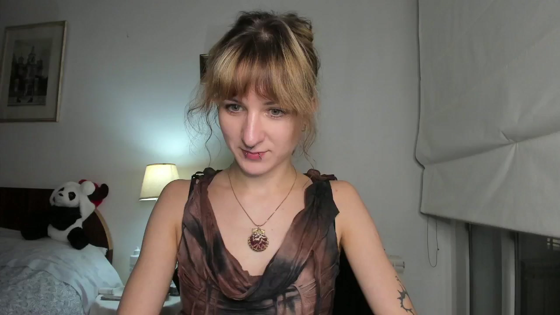 Gallery image thumbnail from Black_Aranya's myfreecams stream on, 01/12/2026, 20:33 image 1 of 20