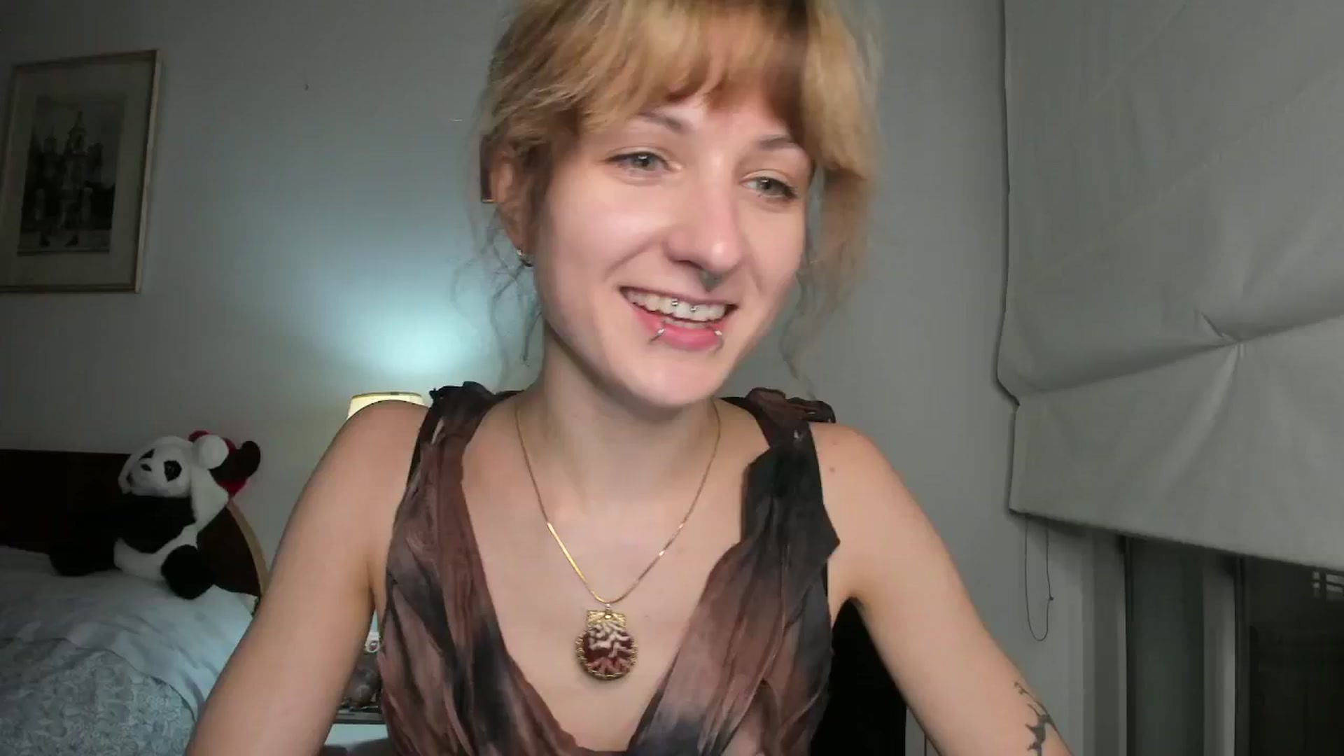 Gallery image thumbnail from Black_Aranya's myfreecams stream on, 01/12/2026, 20:33 image 3 of 20