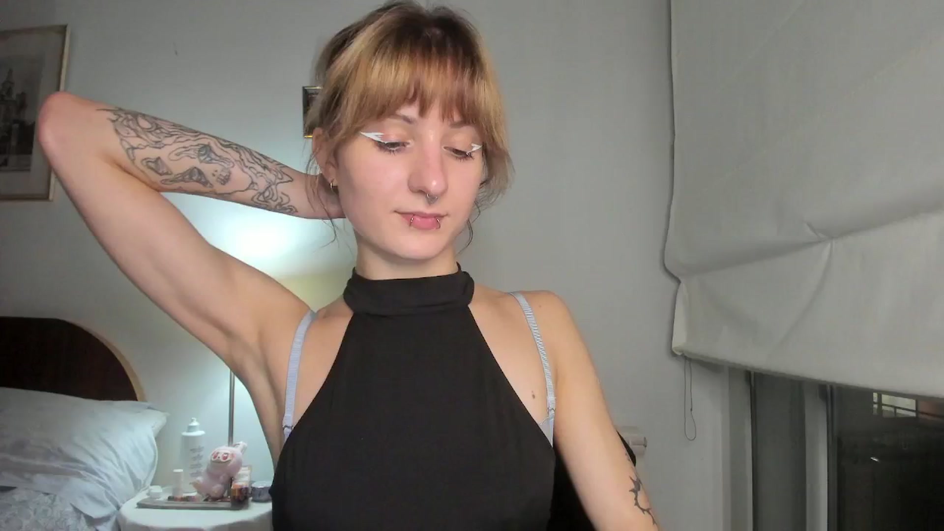 Gallery image thumbnail from Black_Aranya's myfreecams stream on, 01/15/2026, 20:16 image 14 of 20