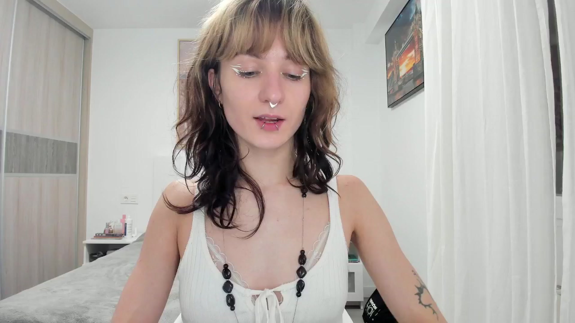 Gallery image thumbnail from Black_Aranya's myfreecams stream on, 01/29/2026, 20:17 image 18 of 20
