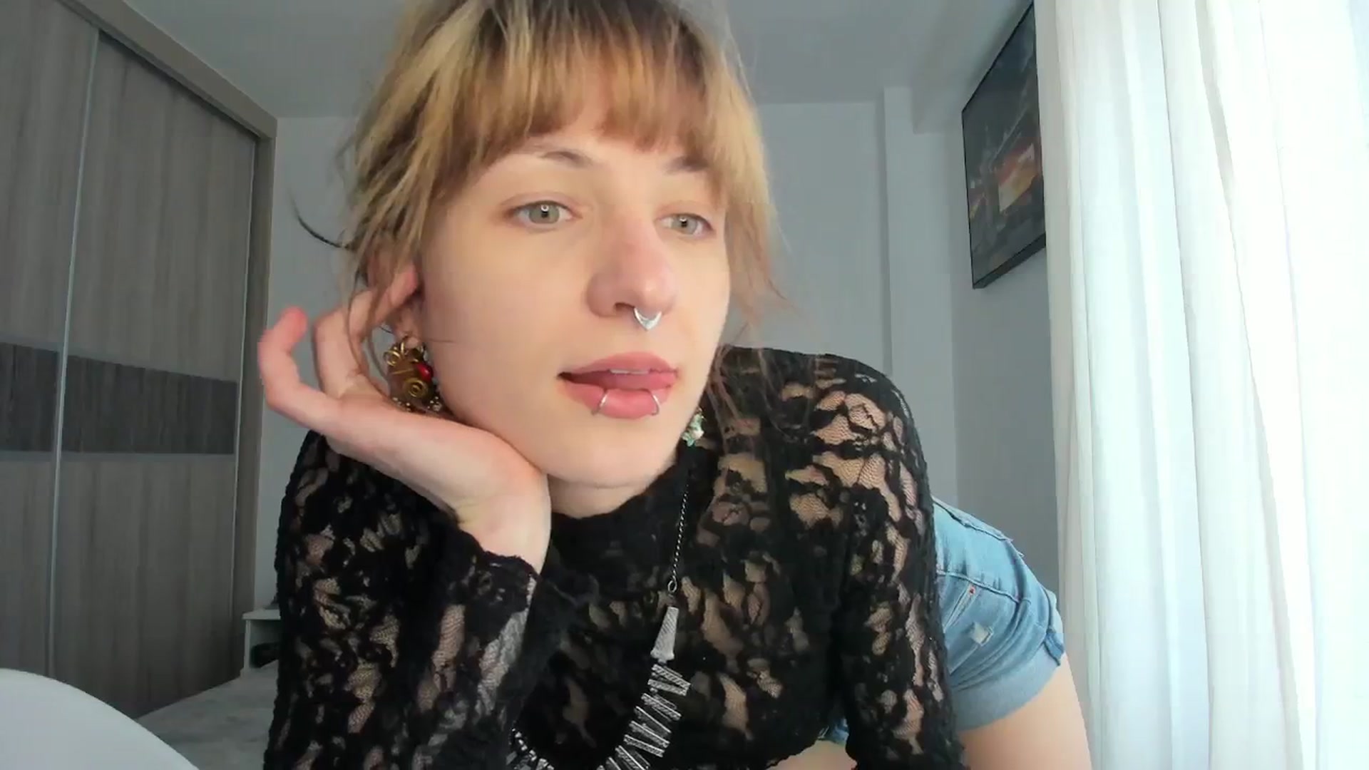 Gallery image thumbnail from Black_Aranya's myfreecams stream on, 02/03/2026, 13:10 image 7 of 20