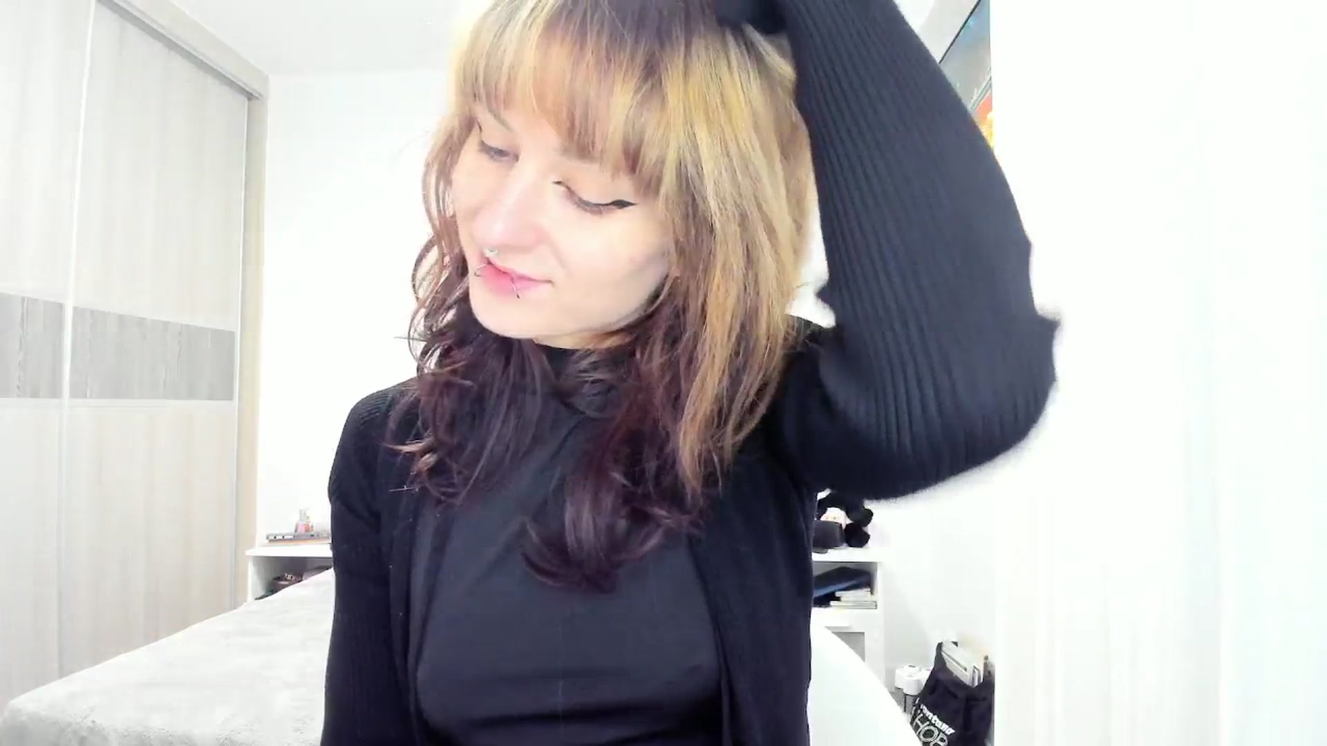 Gallery image thumbnail from Black_Aranya's myfreecams stream on, 02/06/2026, 18:42 image 6 of 20