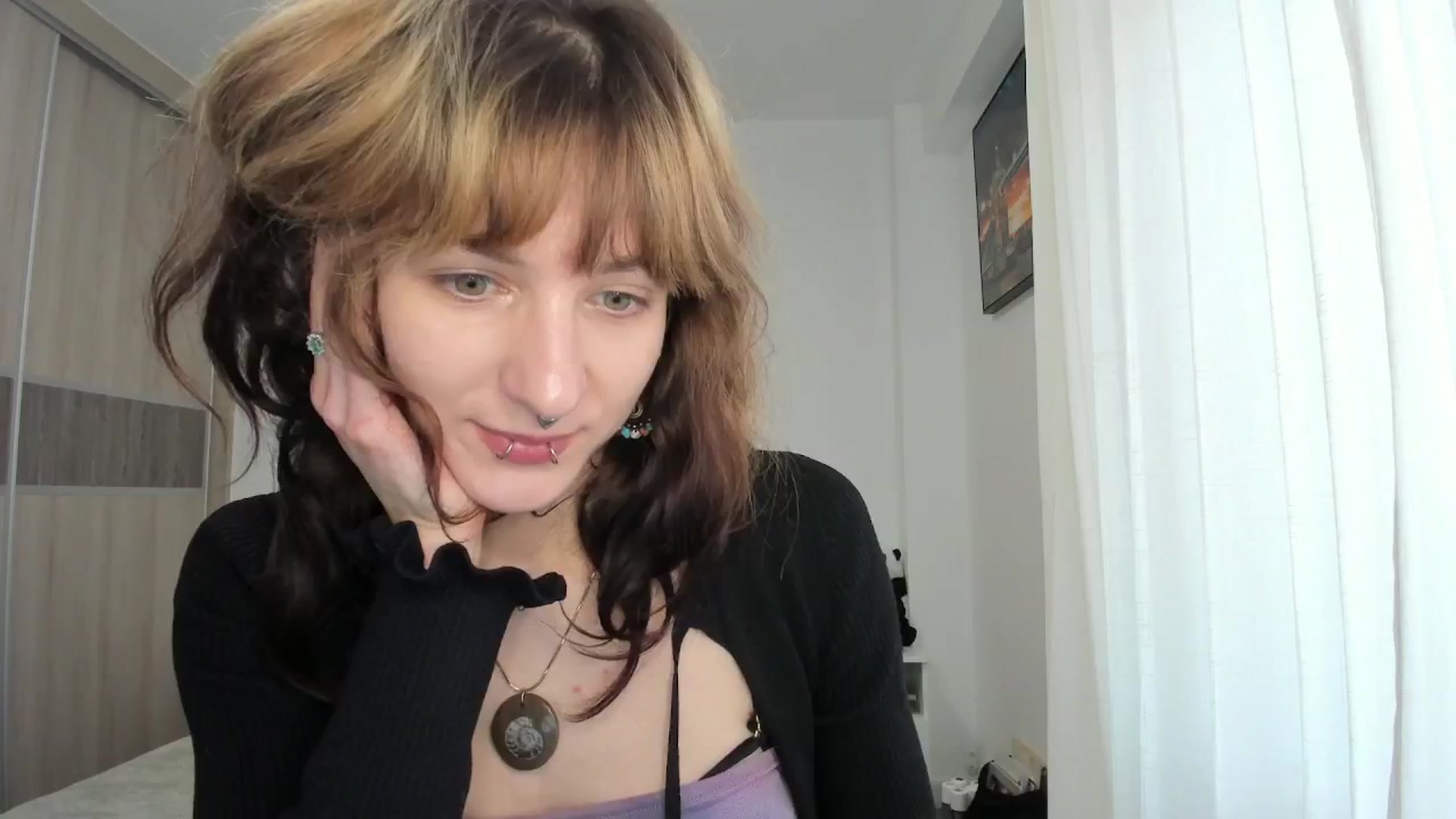 Gallery image thumbnail from Black_Aranya's myfreecams stream on, 02/11/2026, 15:35 image 12 of 20