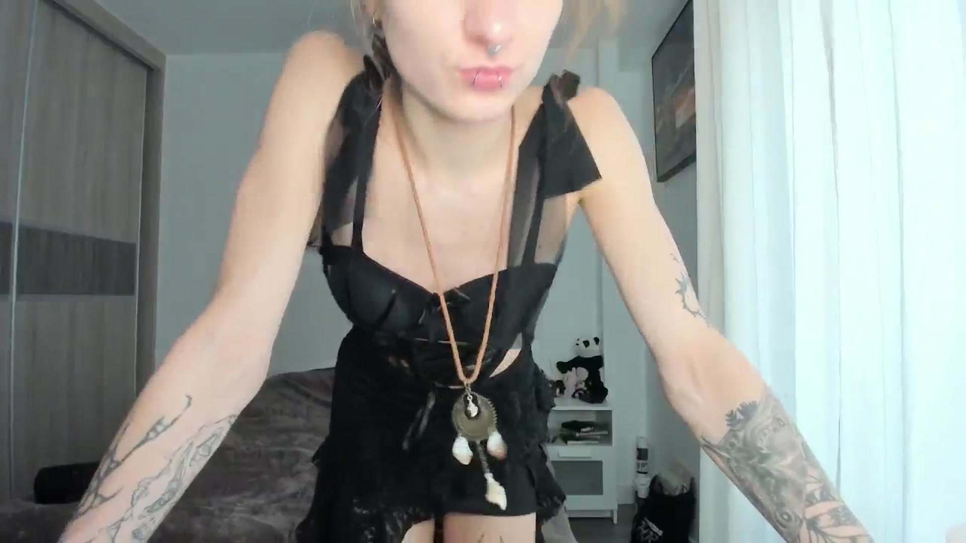 Gallery image thumbnail from Black_Aranya's myfreecams stream on, 02/12/2026, 16:50 image 16 of 20