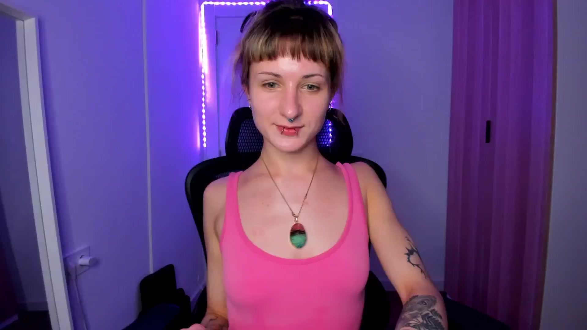 Gallery image thumbnail from Black_Aranya's myfreecams stream on, 03/13/2026, 20:09 image 11 of 20