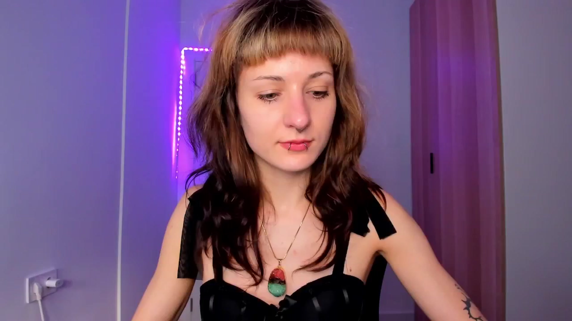 Gallery image thumbnail from Black_Aranya's myfreecams stream on, 03/16/2026, 17:34 image 12 of 20