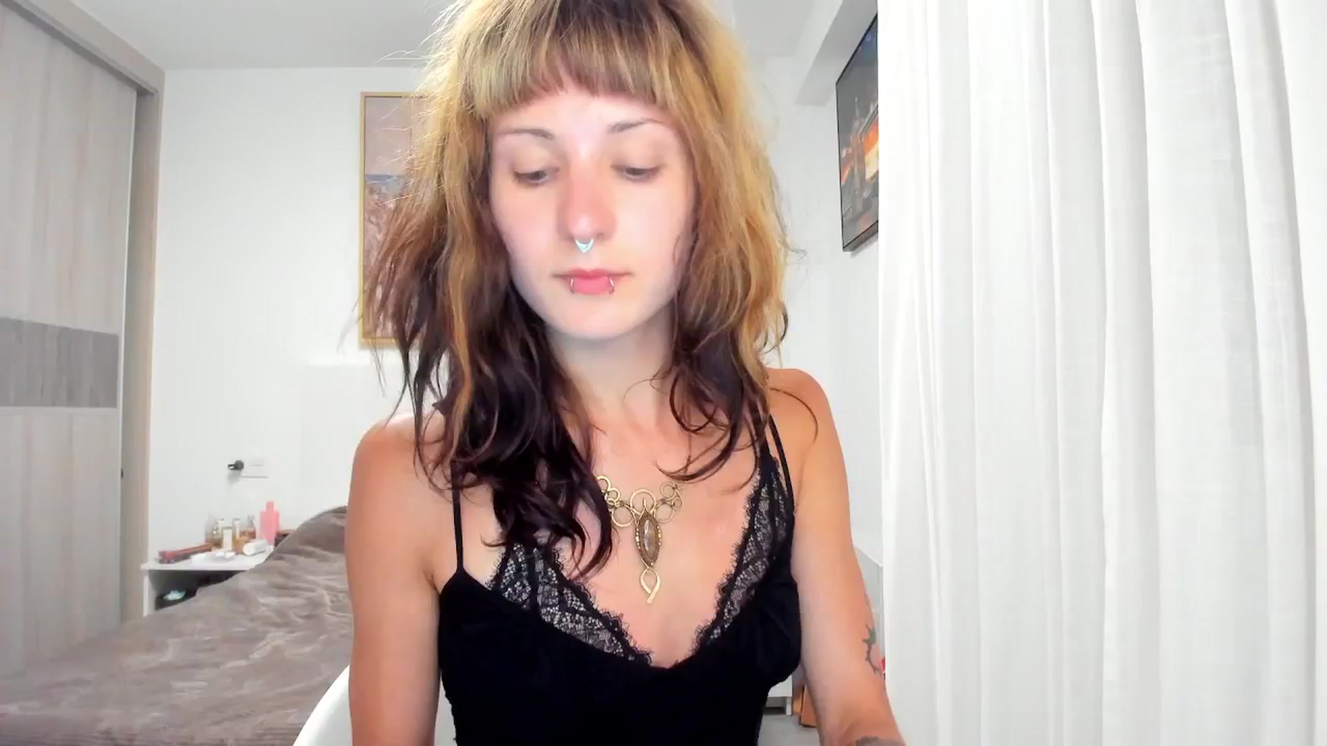 Gallery image thumbnail from Black_Aranya's myfreecams stream on, 03/31/2026, 19:38 image 14 of 20
