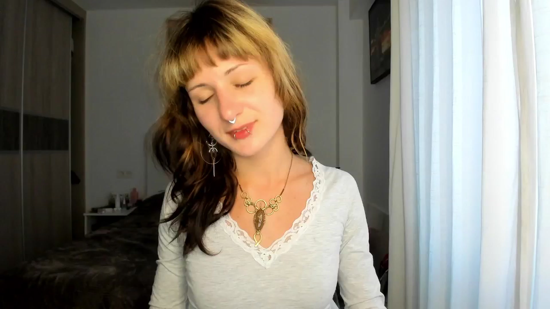 Gallery image thumbnail from Black_Aranya's myfreecams stream on, 04/02/2026, 18:11 image 14 of 20