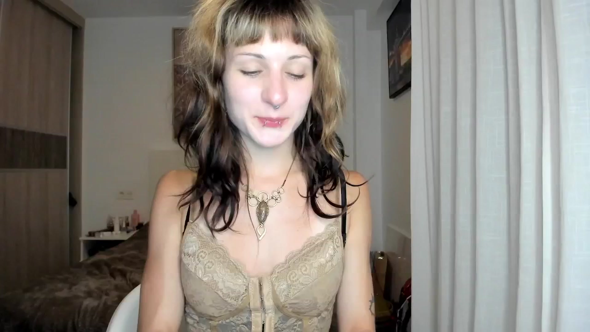 Gallery image thumbnail from Black_Aranya's myfreecams stream on, 04/02/2026, 21:06 image 18 of 20