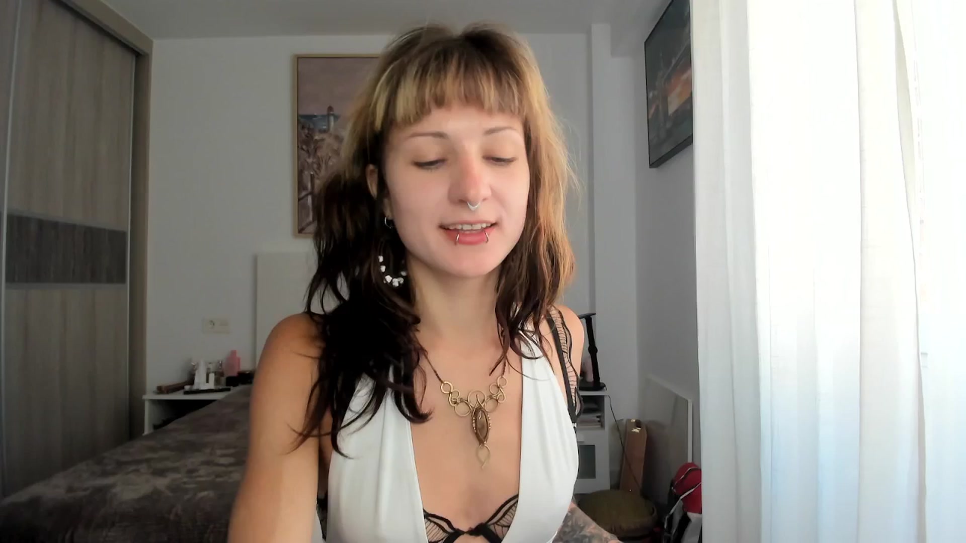 Gallery image thumbnail from Black_Aranya's myfreecams stream on, 04/04/2026, 12:23 image 5 of 20