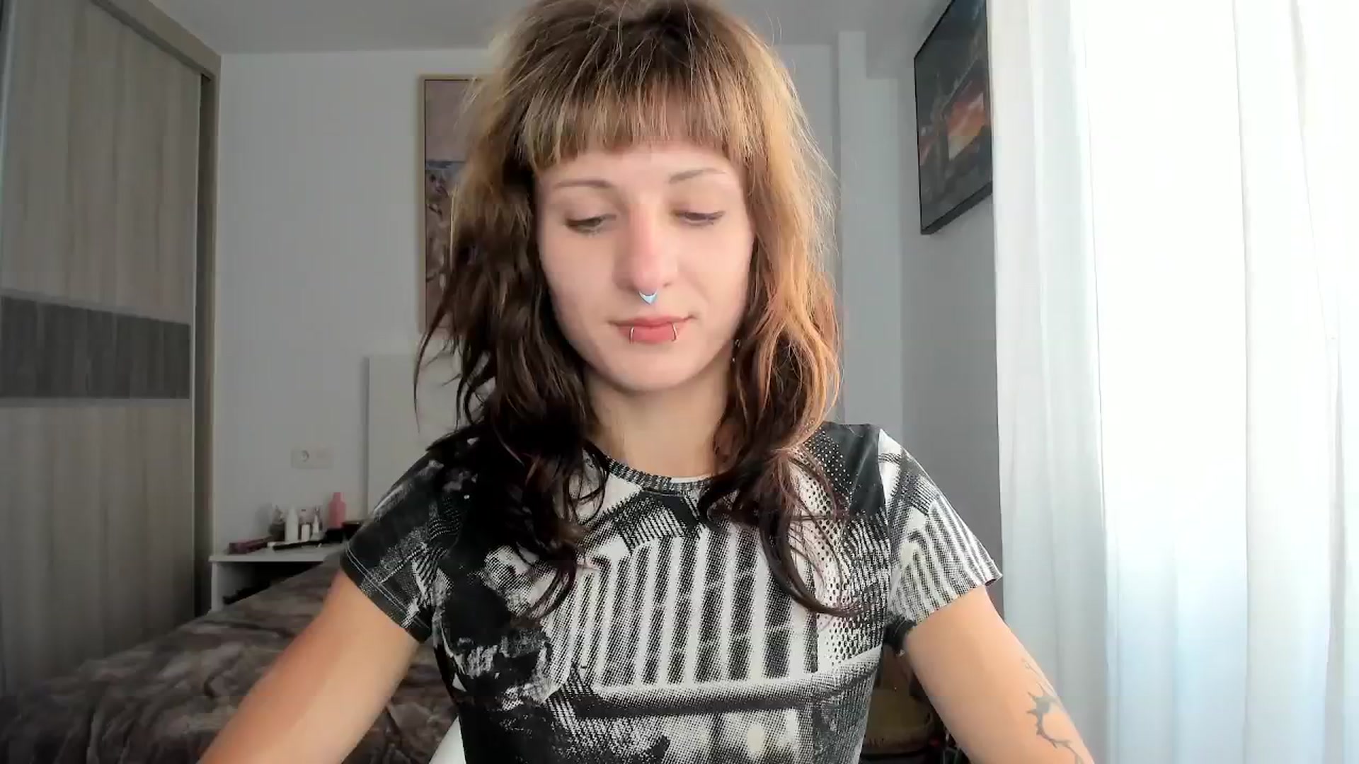 Gallery image thumbnail from Black_Aranya's myfreecams stream on, 04/05/2026, 15:26 image 13 of 20