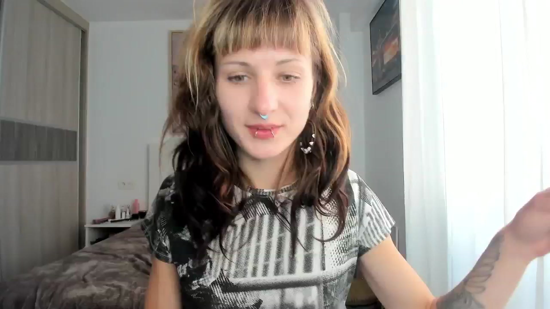 Gallery image thumbnail from Black_Aranya's myfreecams stream on, 04/05/2026, 15:26 image 8 of 20