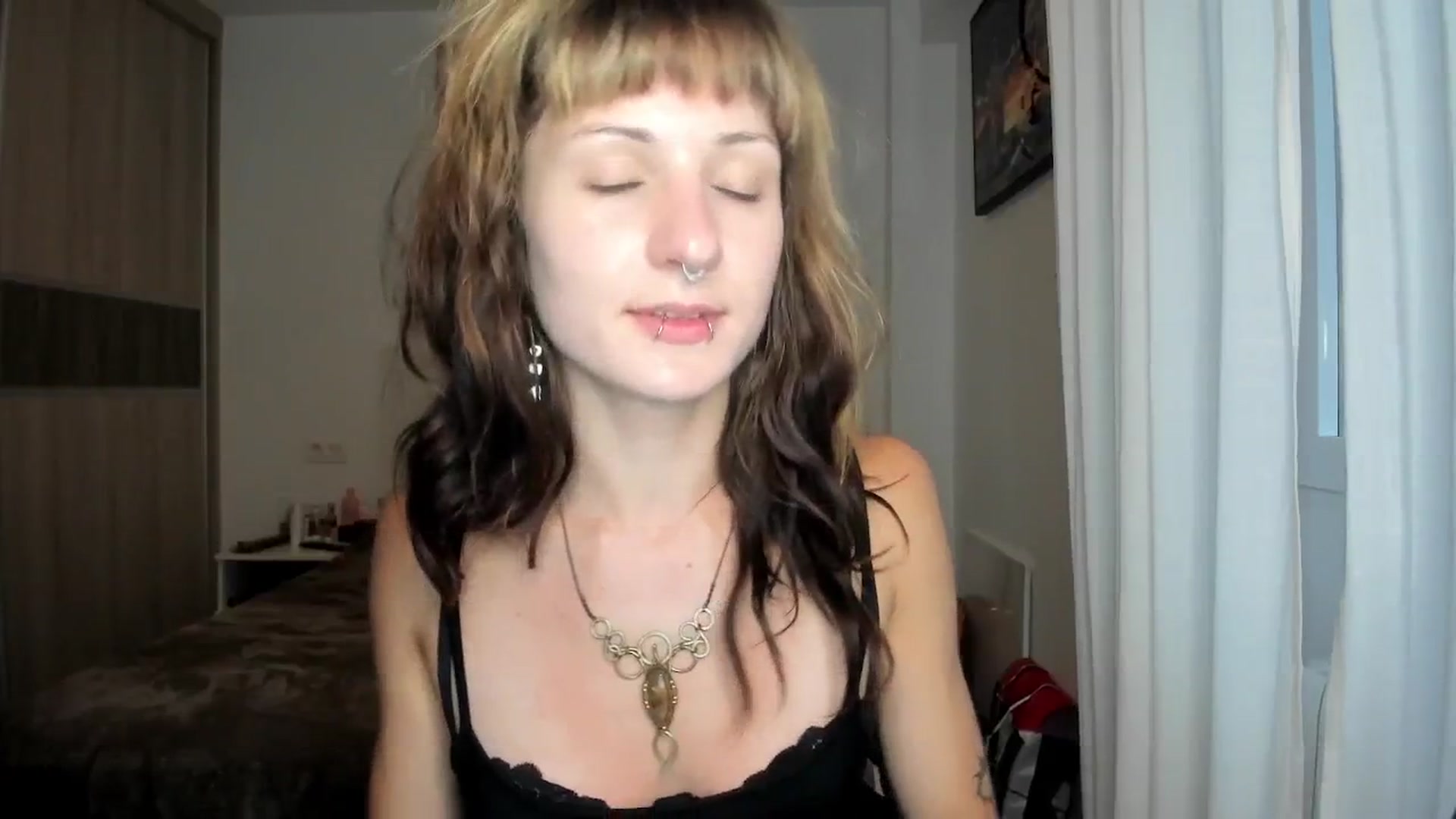 Gallery image thumbnail from Black_Aranya's myfreecams stream on, 04/07/2026, 18:28 image 11 of 20