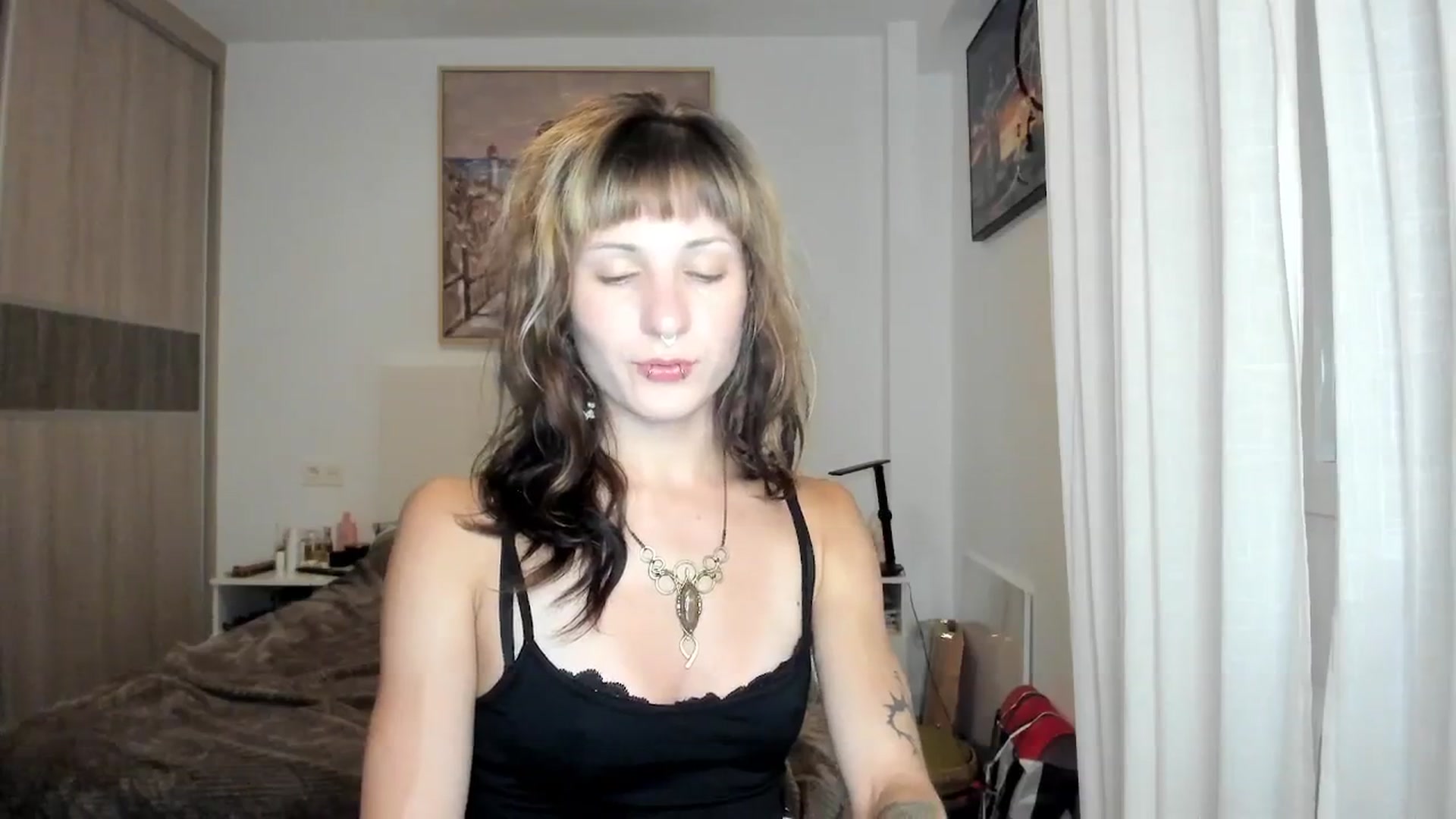 Gallery image thumbnail from Black_Aranya's myfreecams stream on, 04/07/2026, 19:36 image 9 of 20