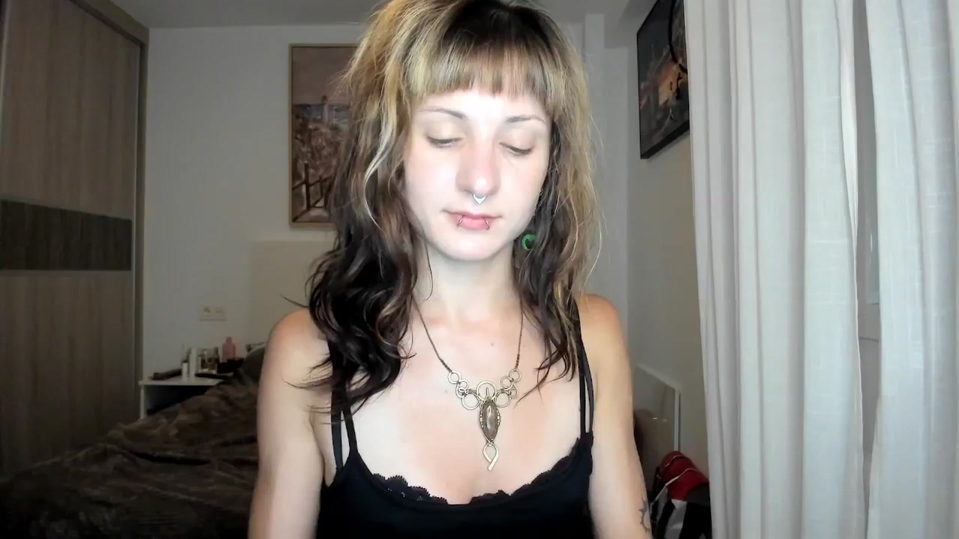 Gallery image thumbnail from Black_Aranya's myfreecams stream on, 04/07/2026, 19:36 image 10 of 20