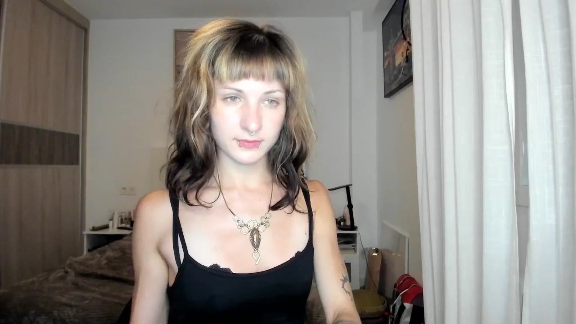 Gallery image thumbnail from Black_Aranya's myfreecams stream on, 04/07/2026, 19:36 image 18 of 20
