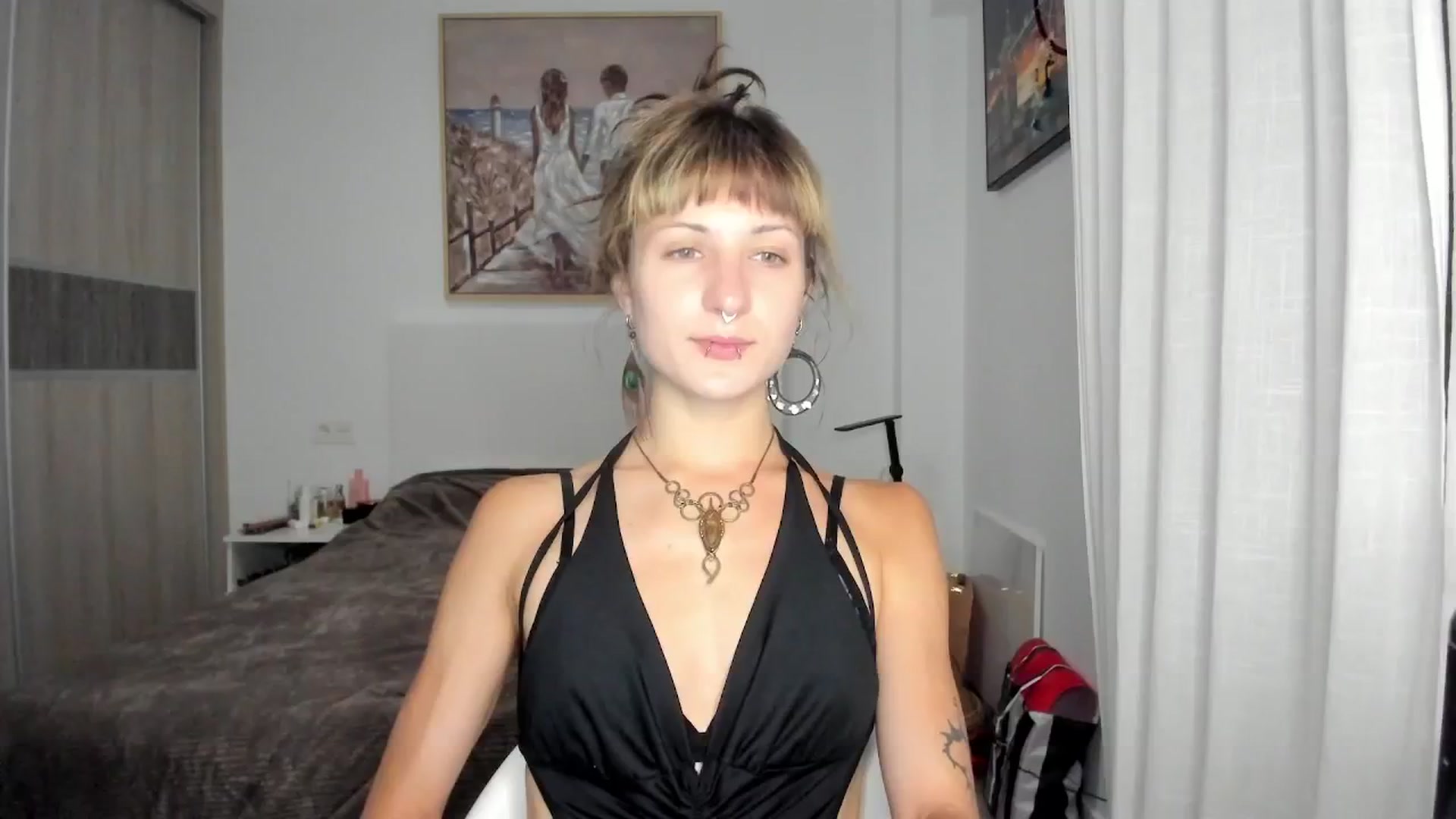 Gallery image thumbnail from Black_Aranya's myfreecams stream on, 04/08/2026, 20:33 image 7 of 20