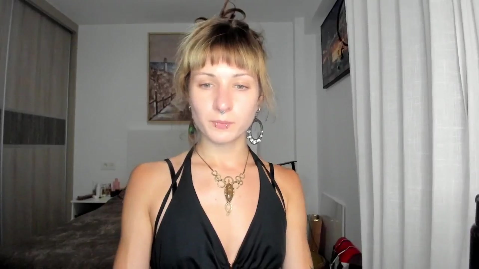 Gallery image thumbnail from Black_Aranya's myfreecams stream on, 04/08/2026, 20:33 image 14 of 20