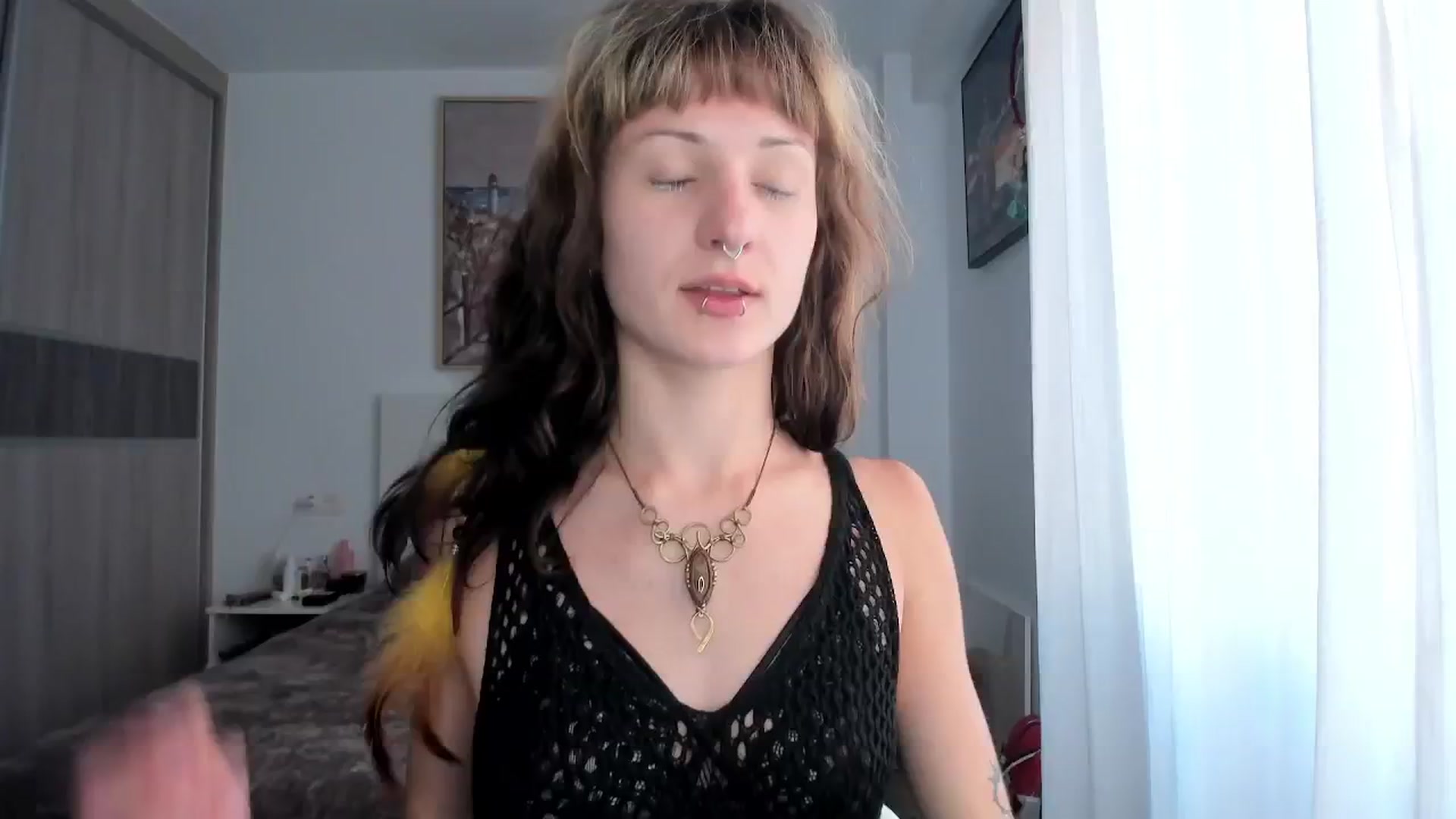 Gallery image thumbnail from Black_Aranya's myfreecams stream on, 04/09/2026, 17:47 image 3 of 20