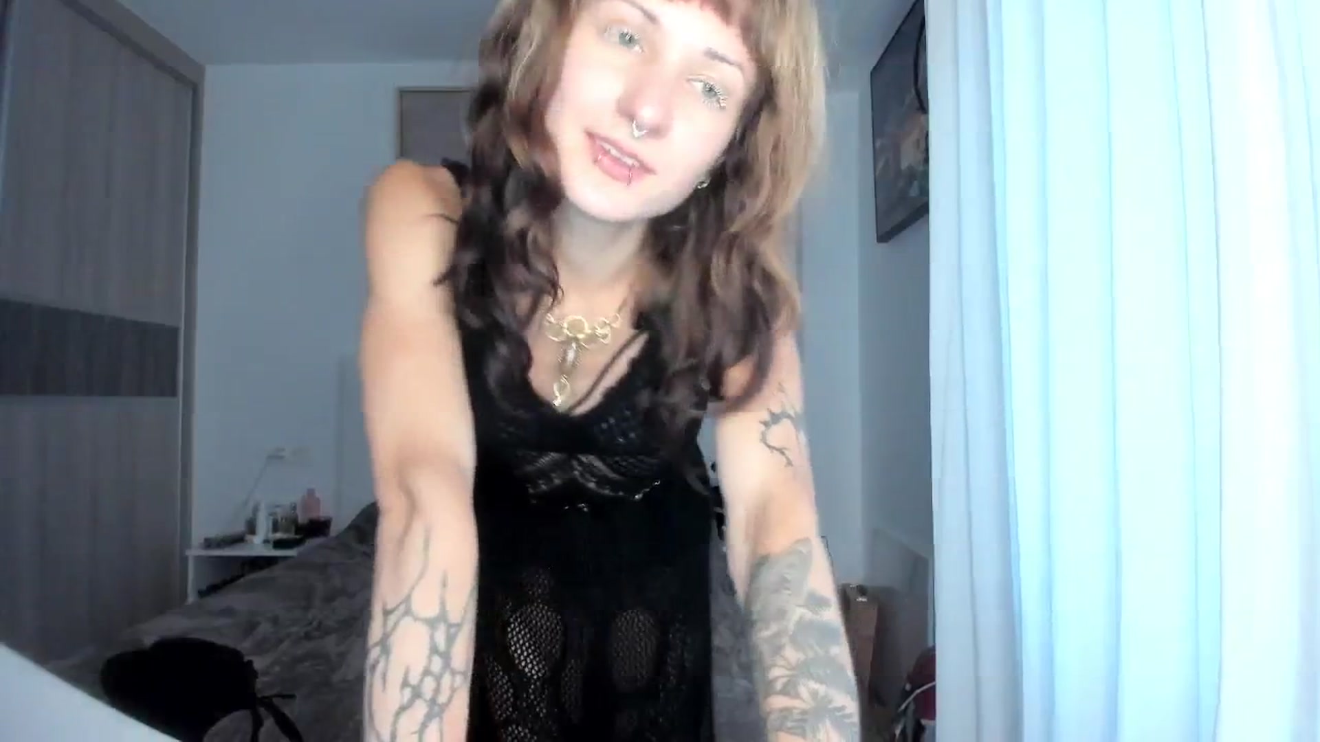 Gallery image thumbnail from Black_Aranya's myfreecams stream on, 04/09/2026, 19:01 image 11 of 20