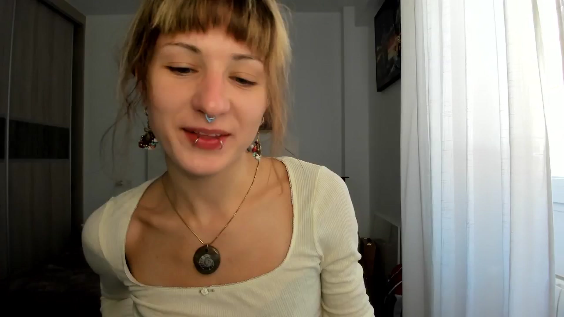 Gallery image thumbnail from Black_Aranya's myfreecams stream on, 04/15/2026, 11:10 image 2 of 20