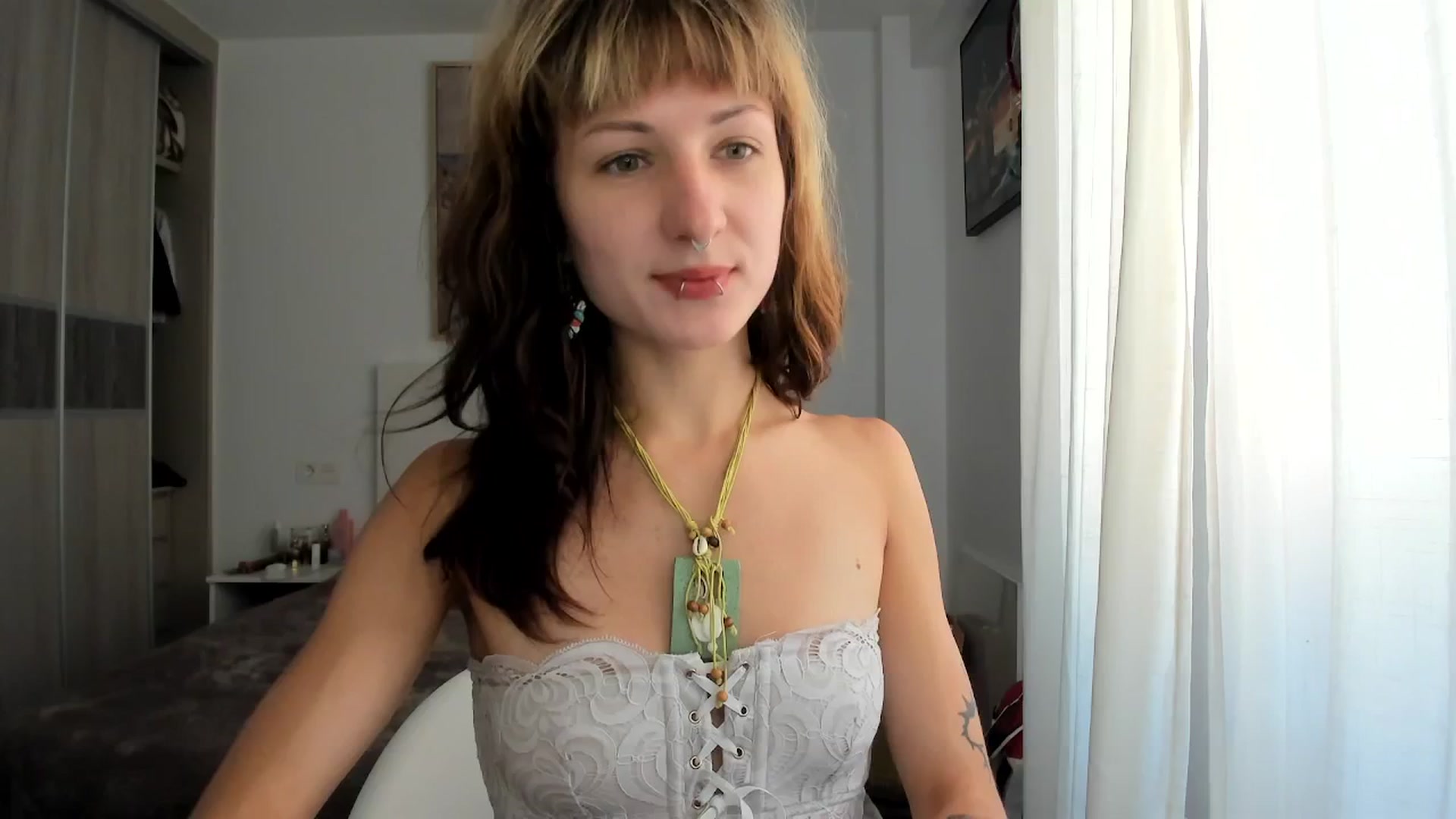 Gallery image thumbnail from Black_Aranya's myfreecams stream on, 04/16/2026, 12:27 image 10 of 20
