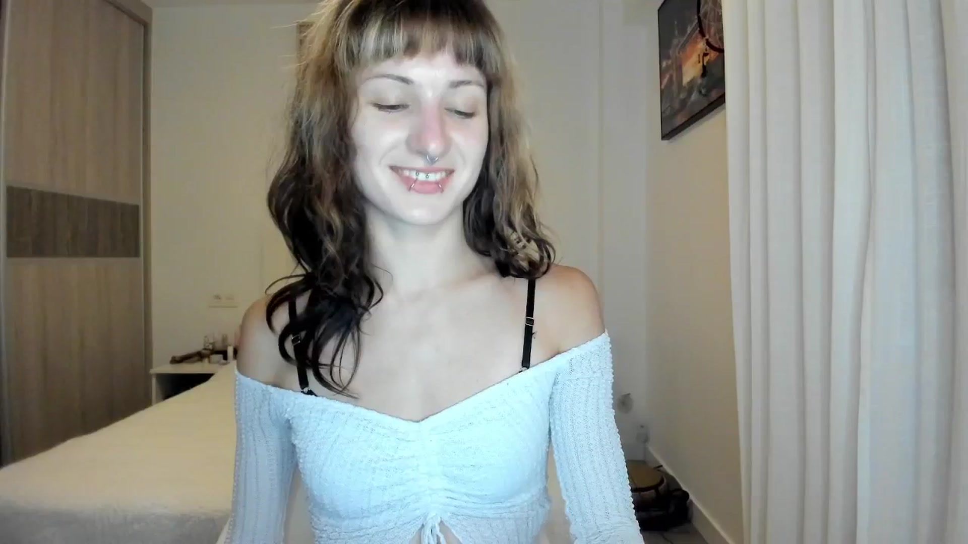 Gallery image thumbnail from Black_Aranya's myfreecams stream on, 04/20/2026, 22:18 image 16 of 20