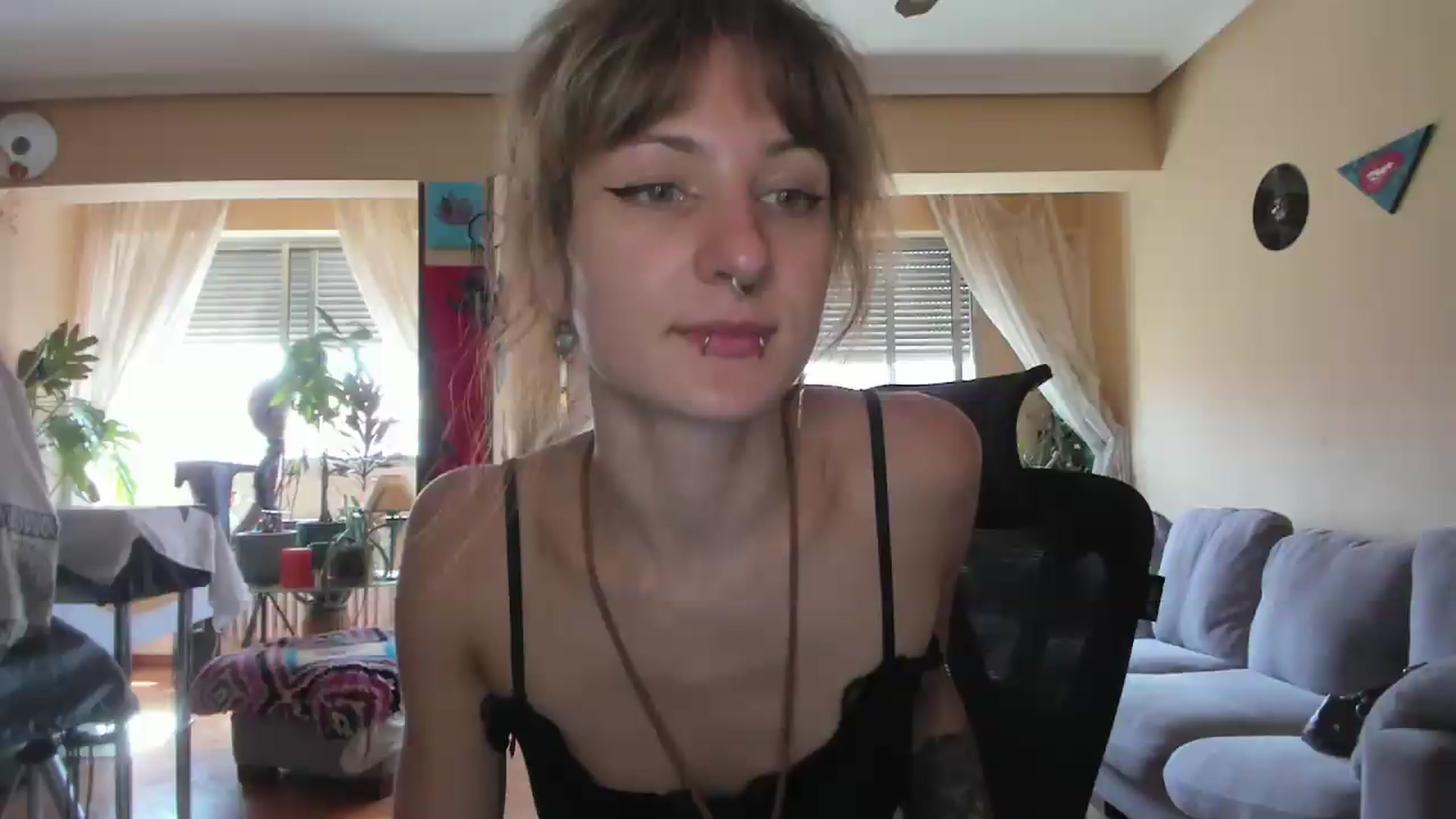 Gallery image thumbnail from Black_Aranya's myfreecams stream on, 07/08/2026, 11:58 image 12 of 20