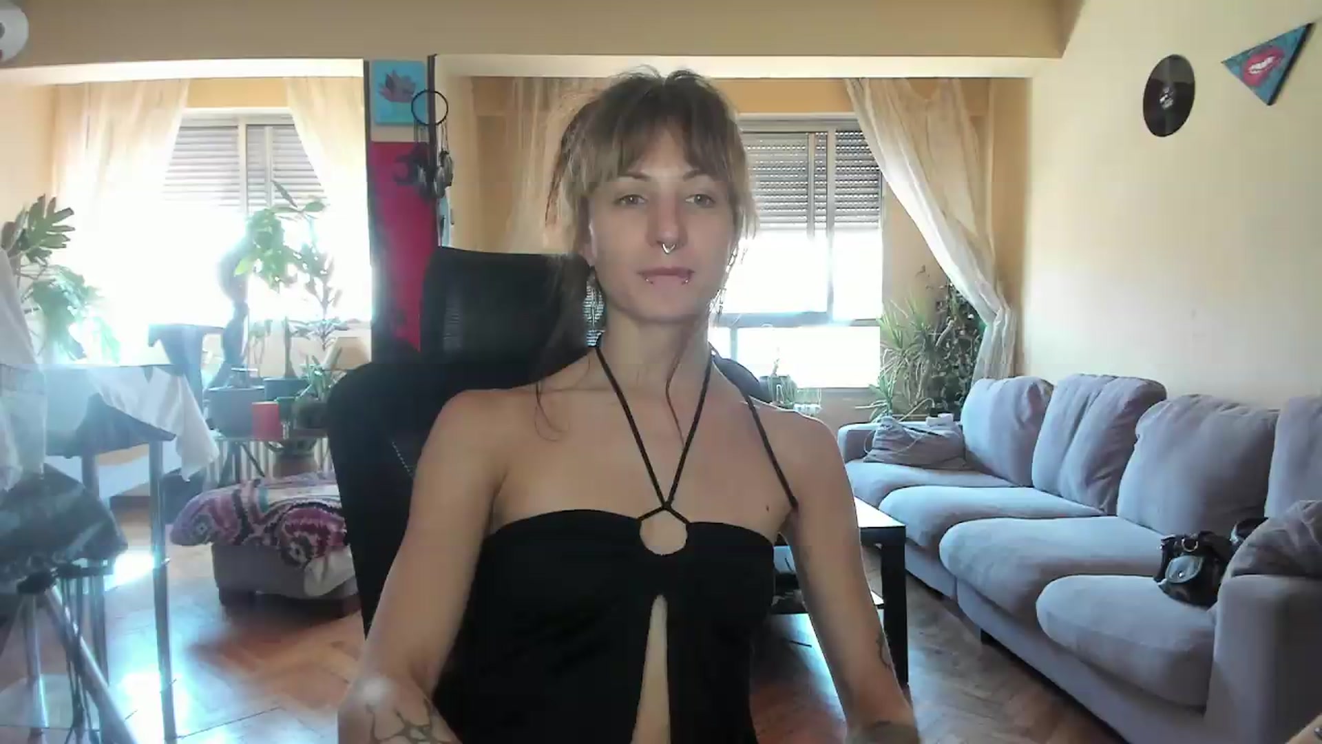 Gallery image thumbnail from Black_Aranya's myfreecams stream on, 07/09/2026, 13:41 image 6 of 20