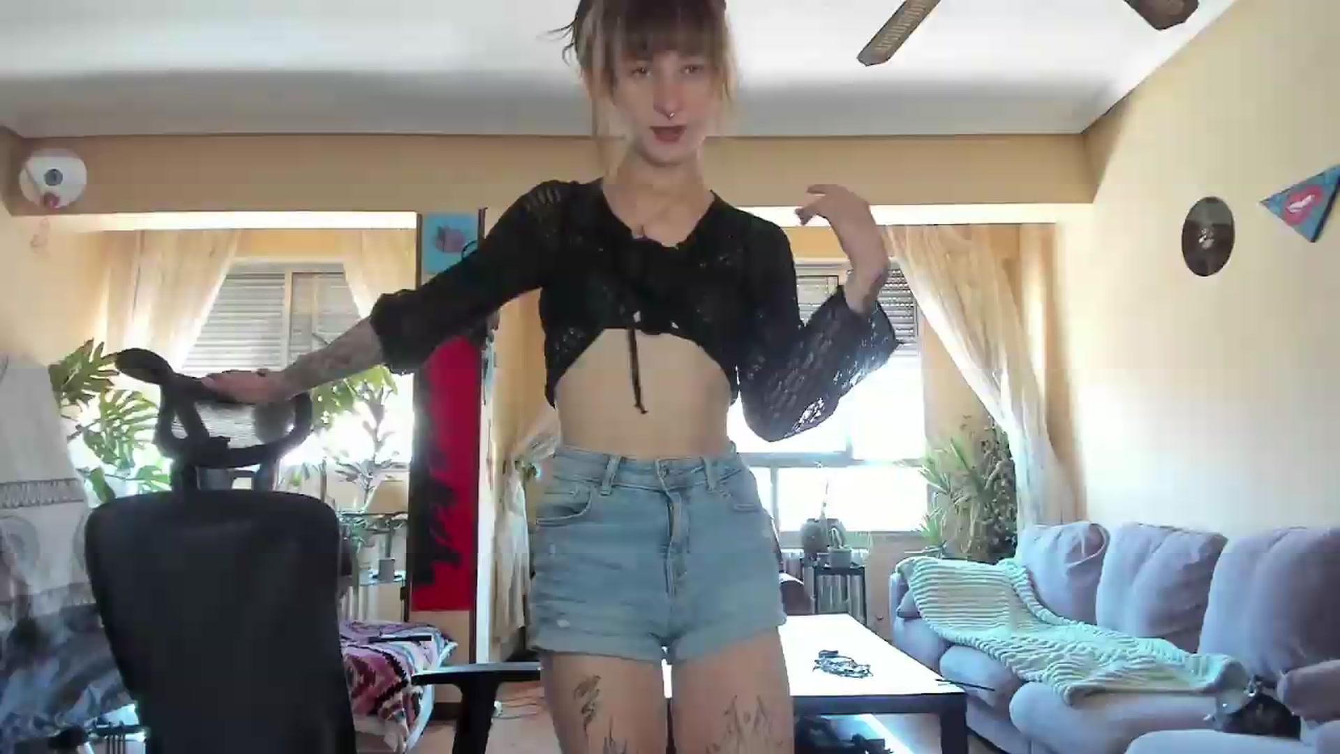 Gallery image thumbnail from Black_Aranya's myfreecams stream on, 07/23/2026, 13:37 image 12 of 20