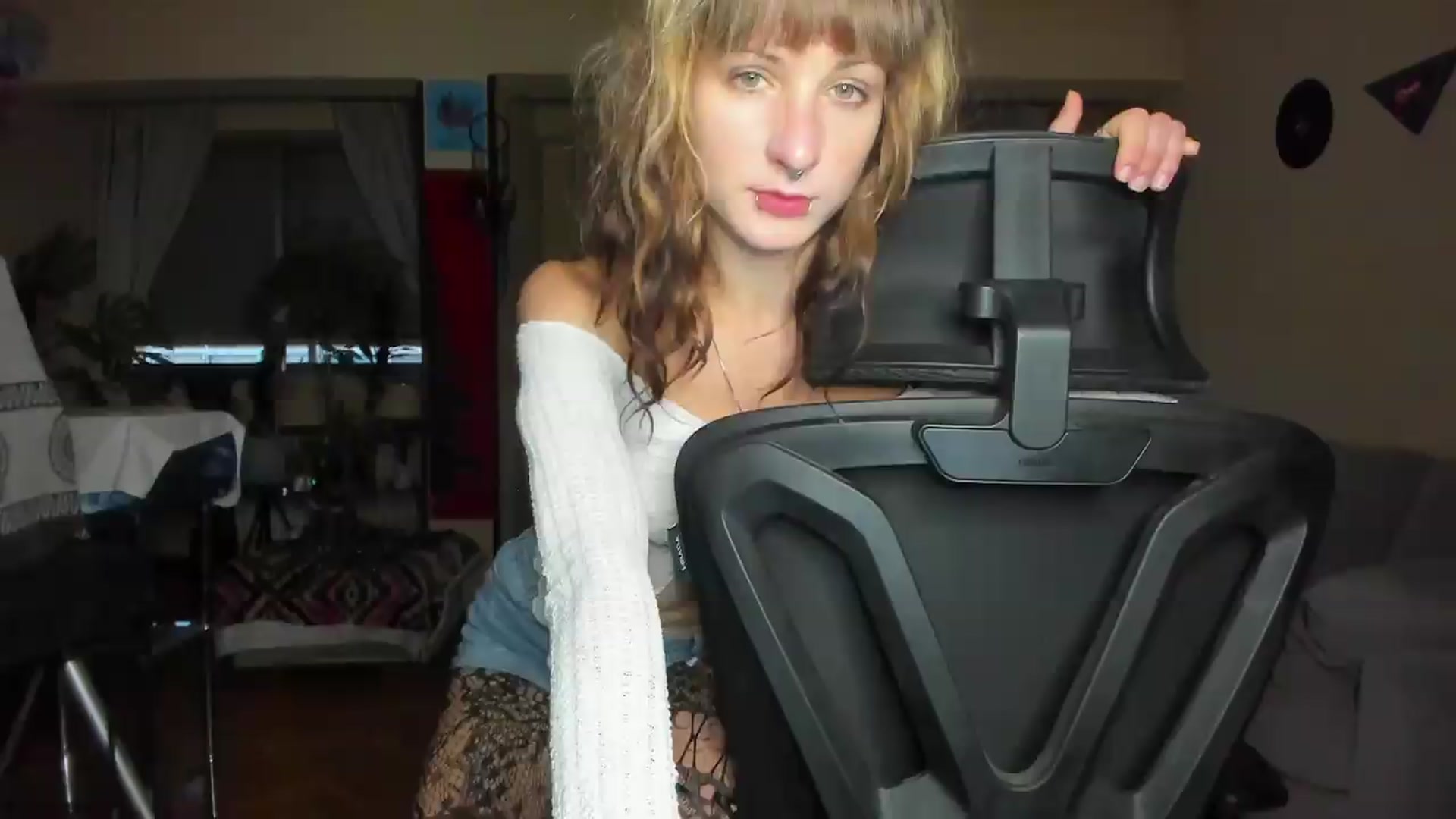 Gallery image thumbnail from Black_Aranya's myfreecams stream on, 07/28/2026, 20:01 image 4 of 20