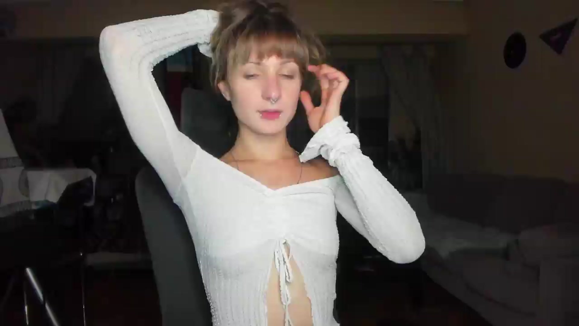 Gallery image thumbnail from Black_Aranya's myfreecams stream on, 07/28/2026, 21:35 image 4 of 20