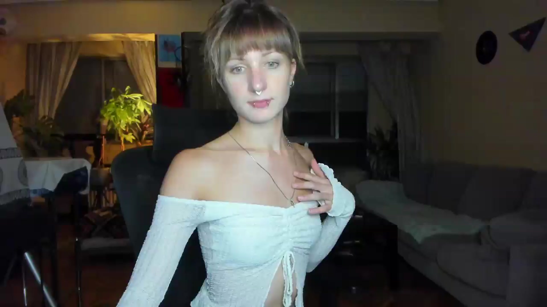 Gallery image thumbnail from Black_Aranya's myfreecams stream on, 07/28/2026, 21:35 image 14 of 20