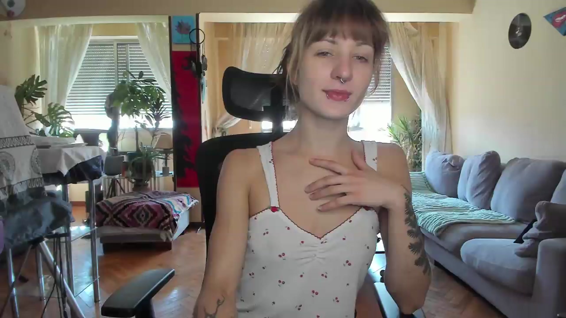 Gallery image thumbnail from Black_Aranya's myfreecams stream on, 08/01/2026, 10:38 image 3 of 20