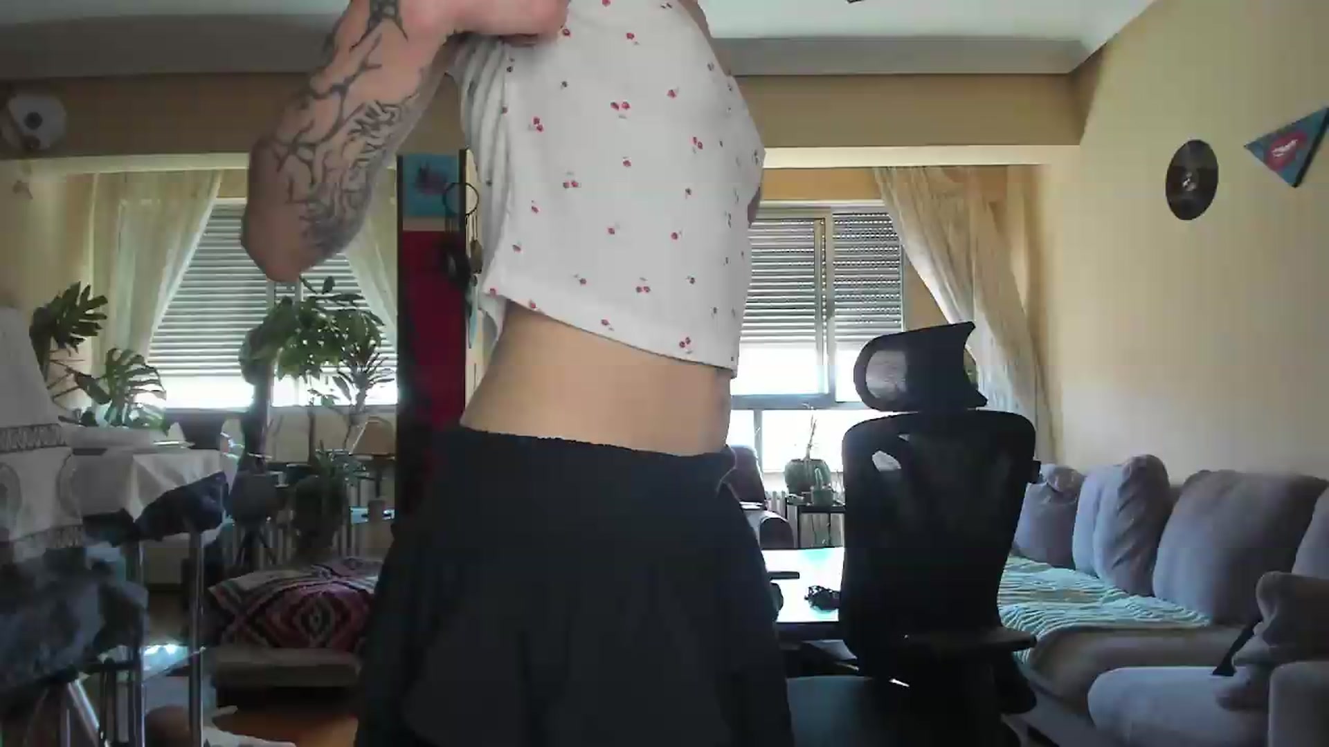 Gallery image thumbnail from Black_Aranya's myfreecams stream on, 08/01/2026, 12:08 image 16 of 20