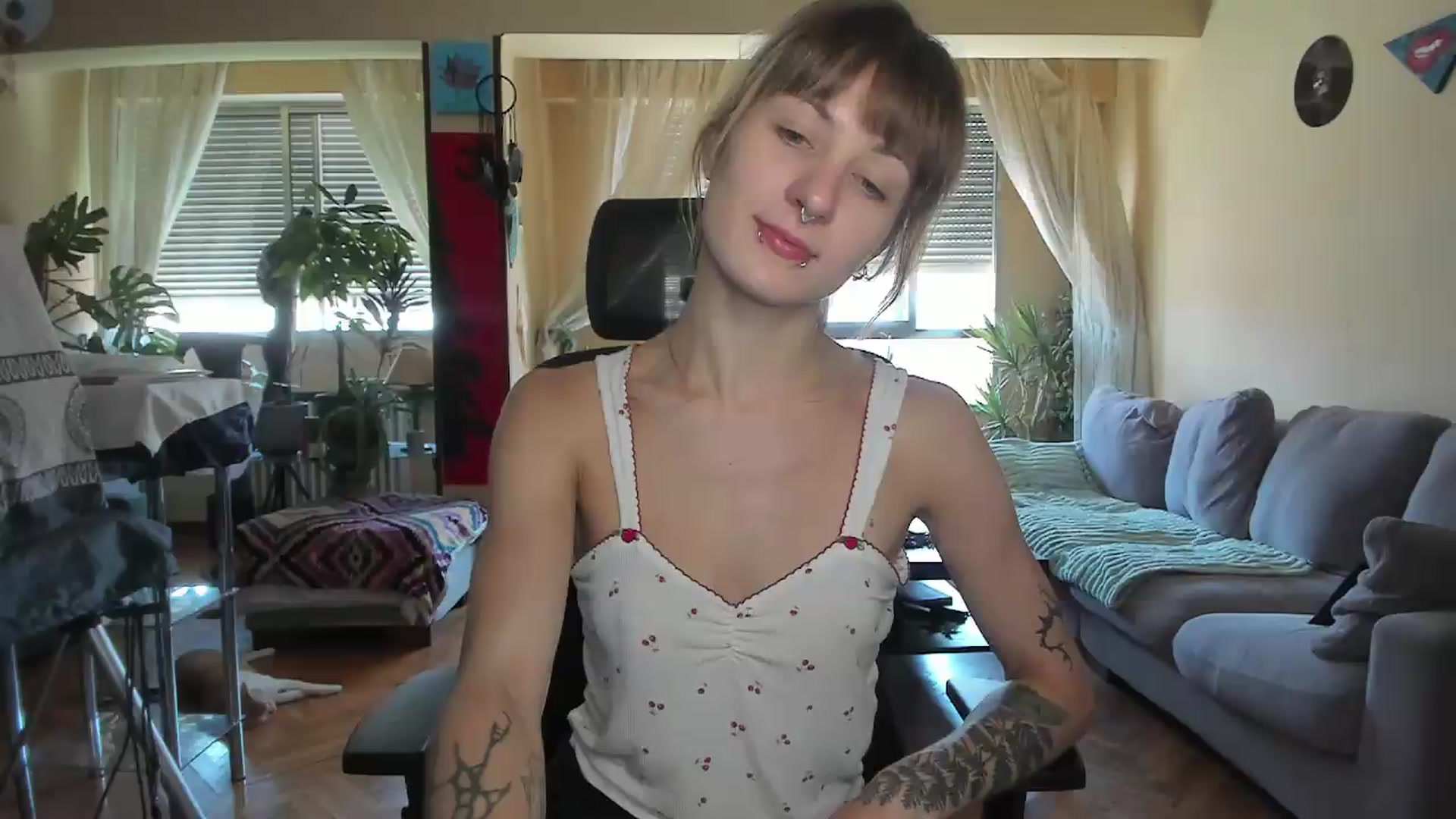Gallery image thumbnail from Black_Aranya's myfreecams stream on, 08/01/2026, 12:08 image 12 of 20
