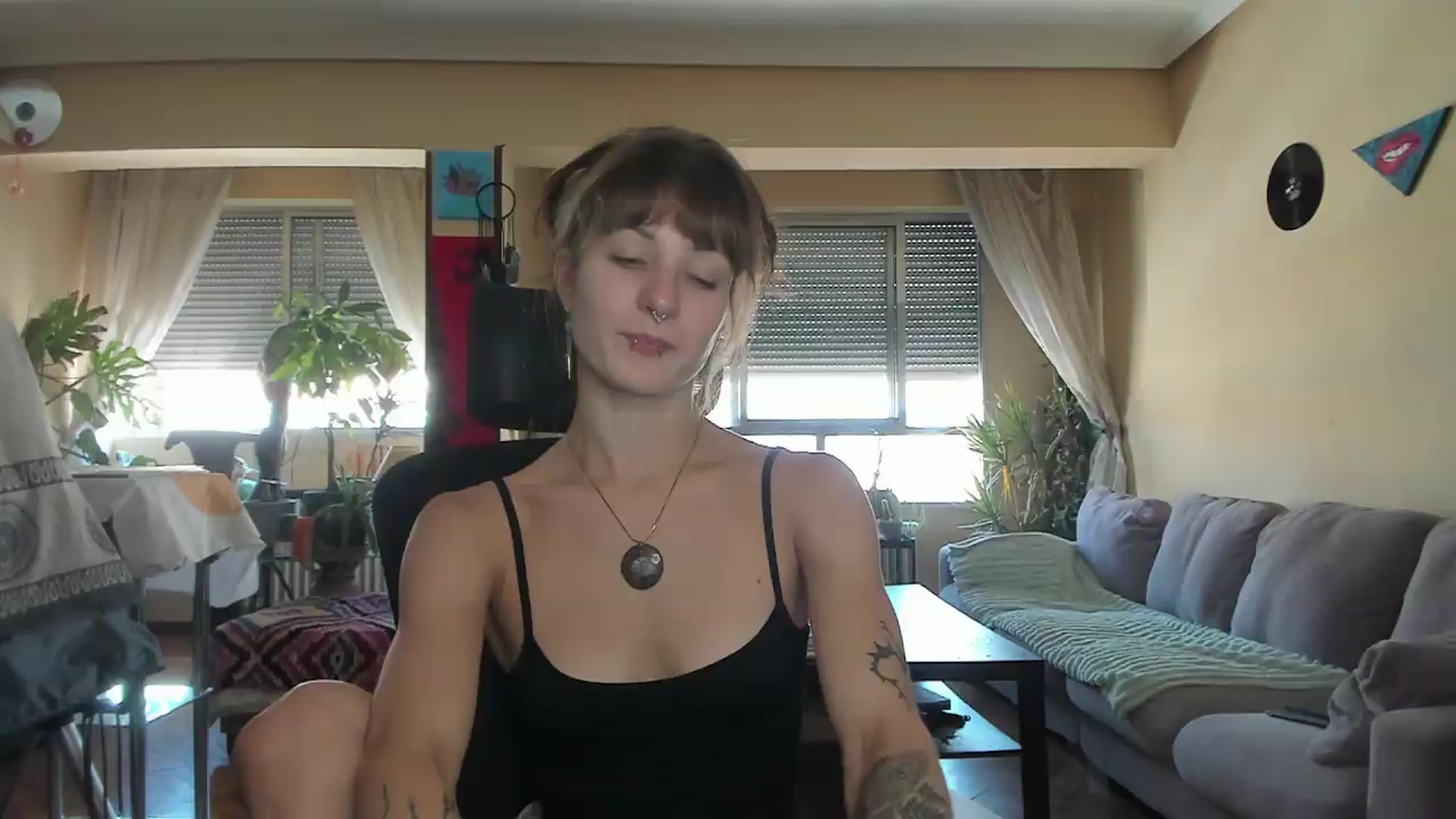 Gallery image thumbnail from Black_Aranya's myfreecams stream on, 08/10/2026, 16:32 image 7 of 20