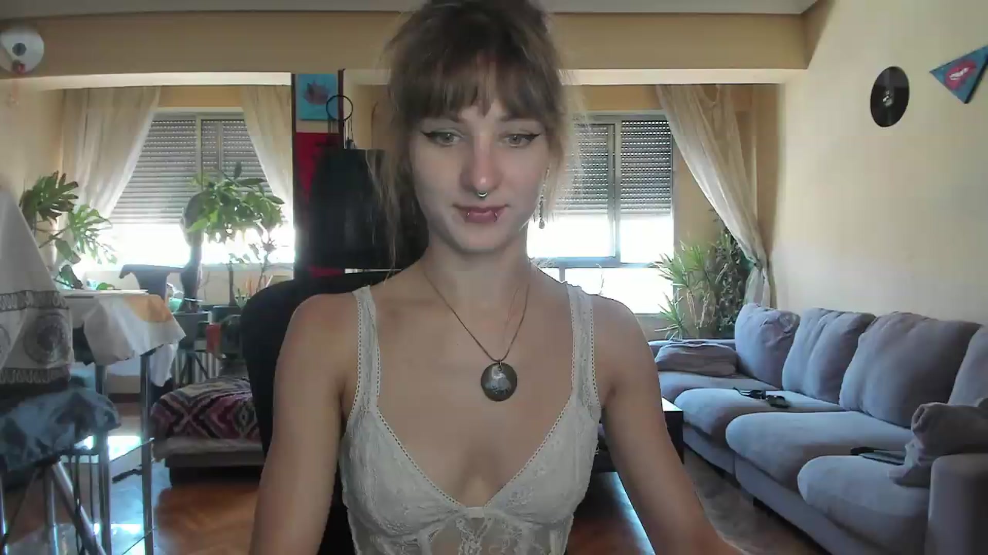Gallery image thumbnail from Black_Aranya's myfreecams stream on, 08/11/2026, 14:28 image 17 of 20
