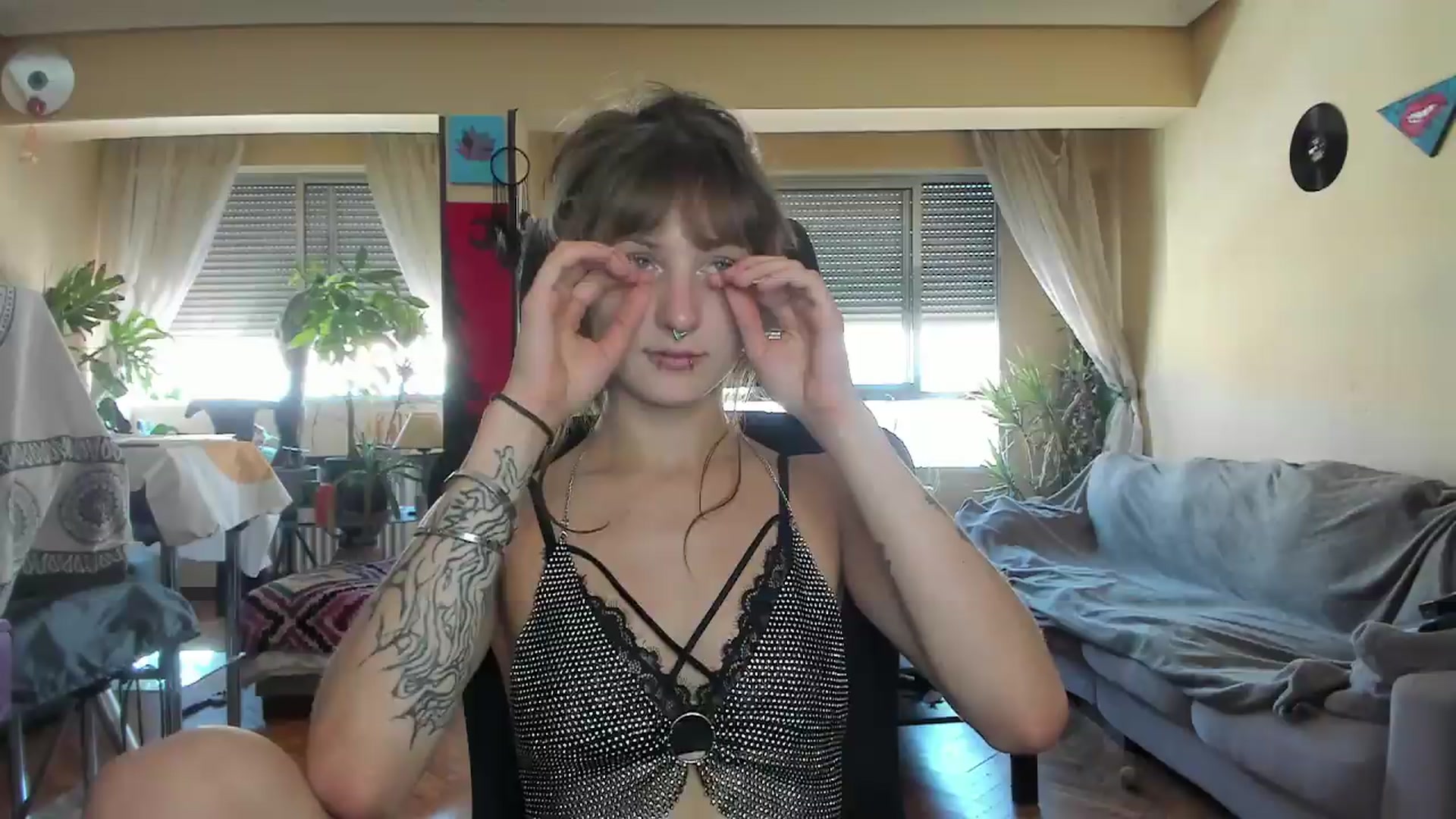 Gallery image thumbnail from Black_Aranya's myfreecams stream on, 08/12/2026, 15:57 image 17 of 20
